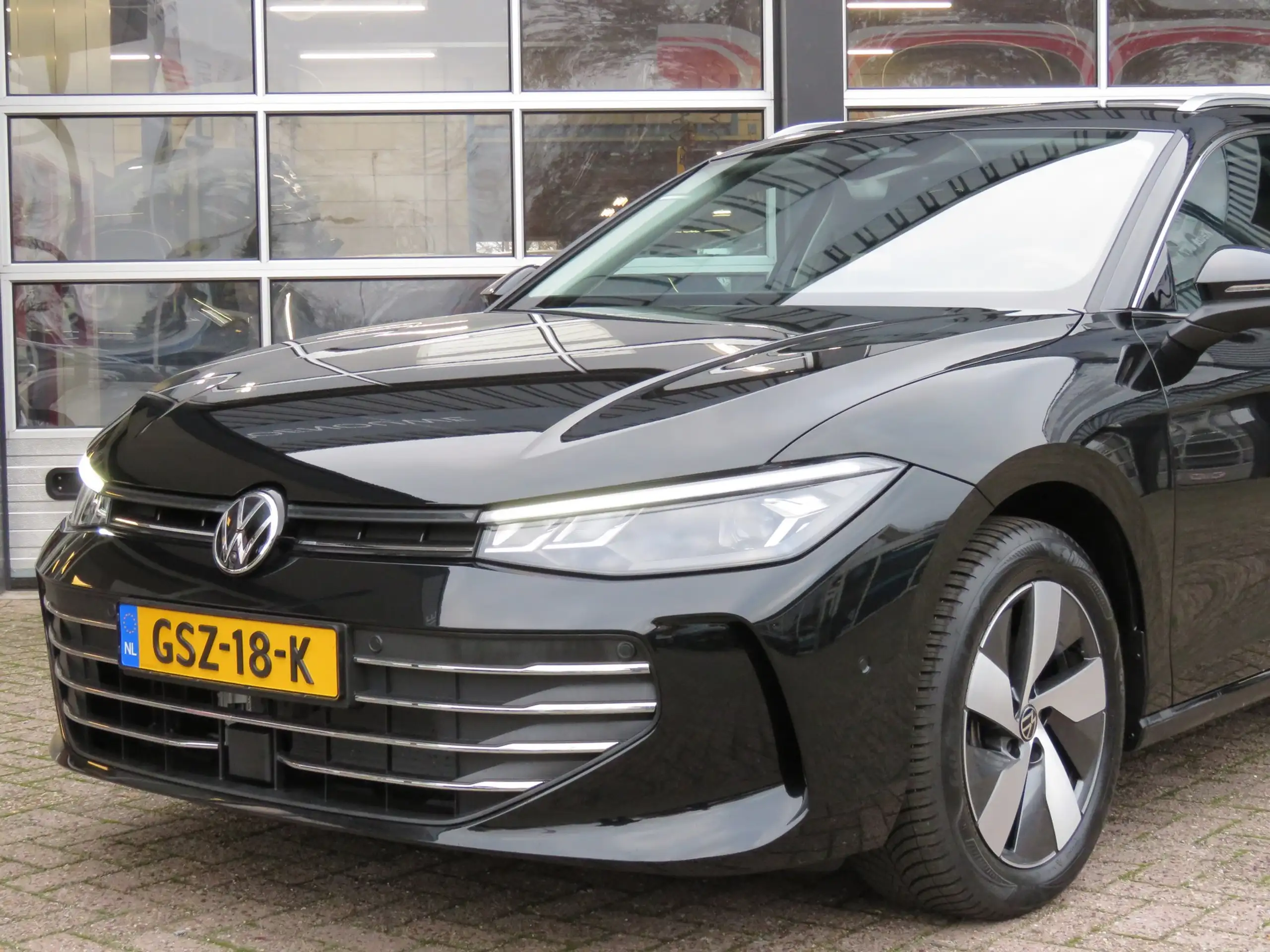 Volkswagen - Passat Variant