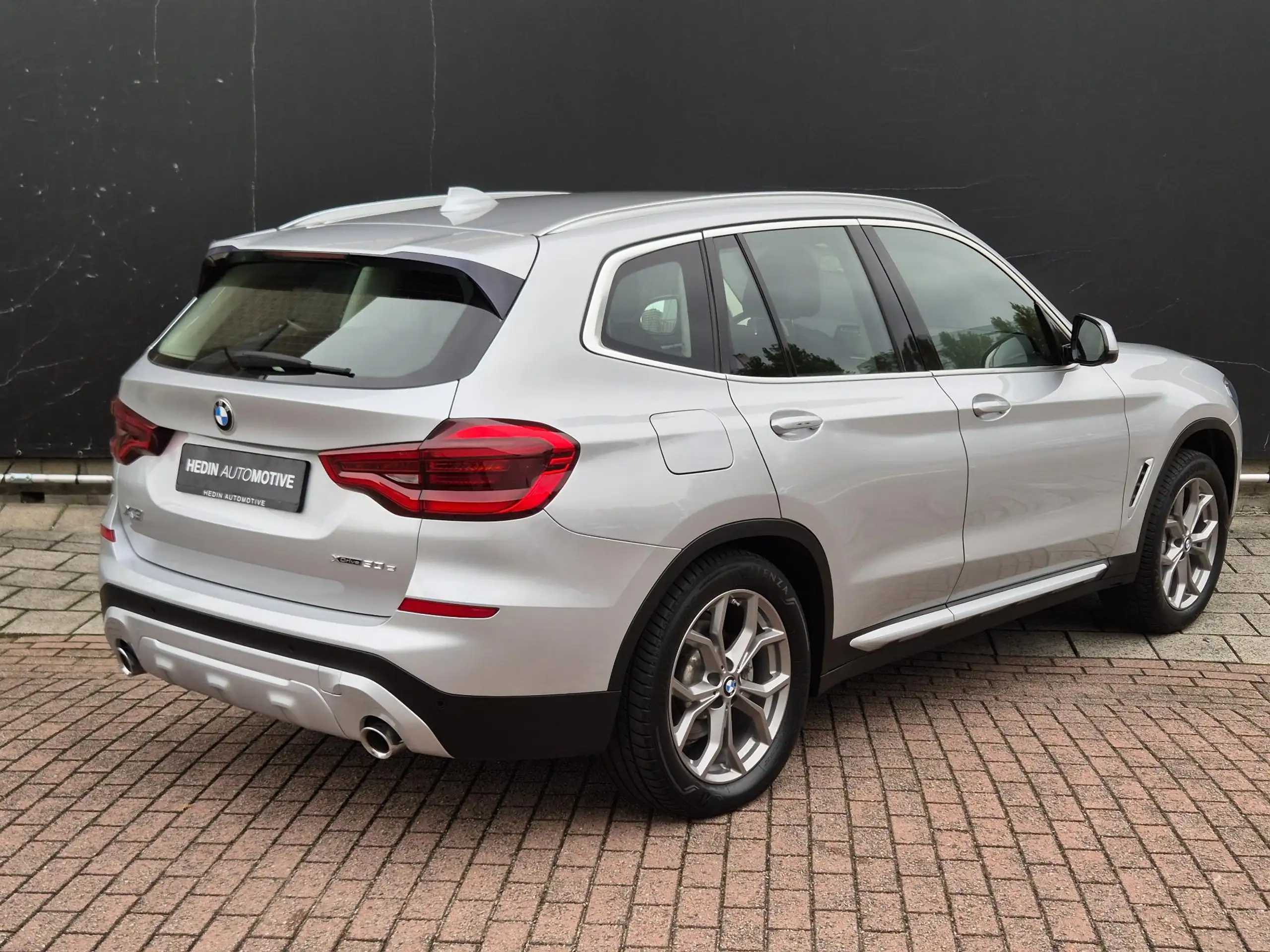 BMW - X3