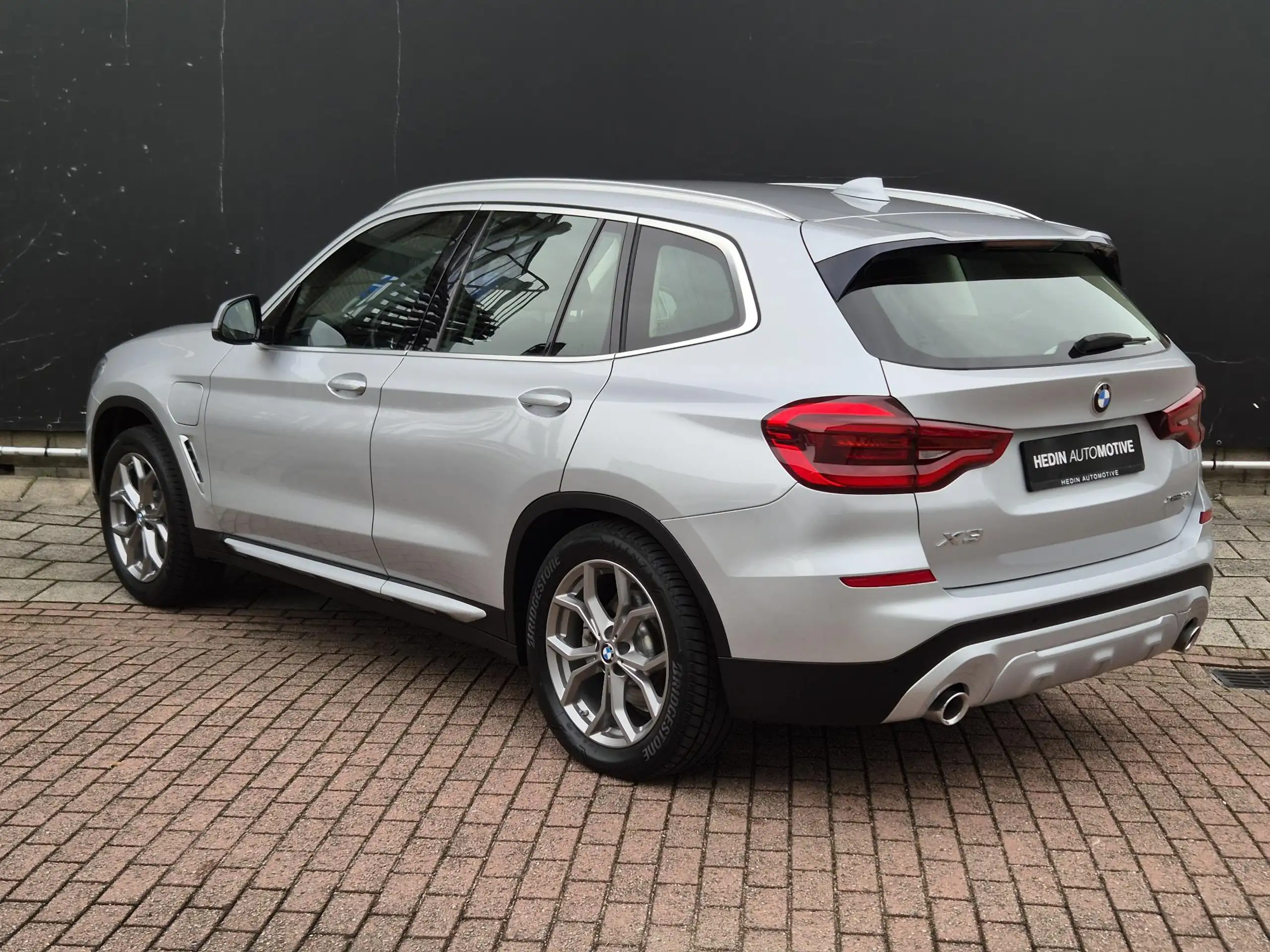 BMW - X3