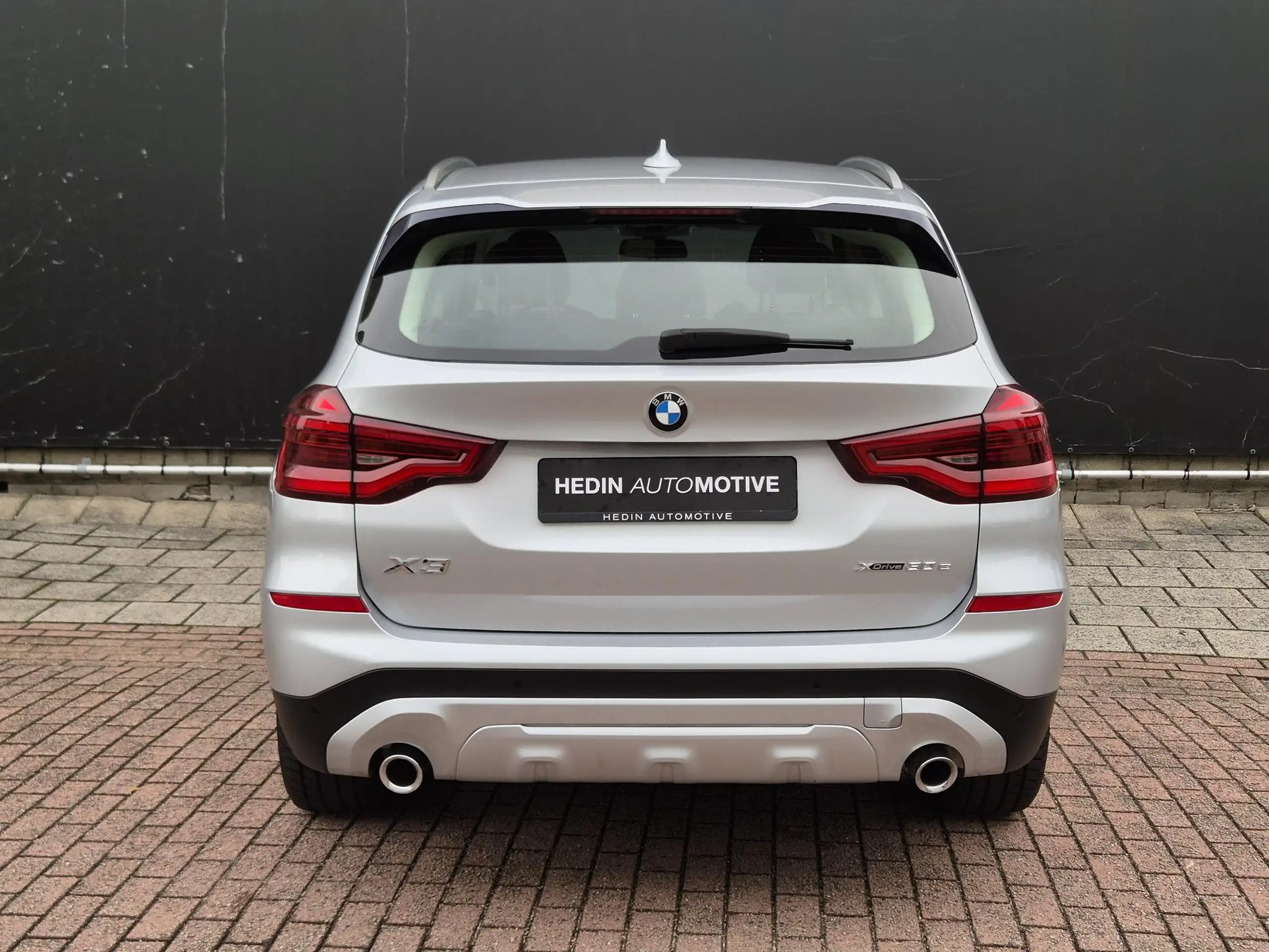 BMW - X3