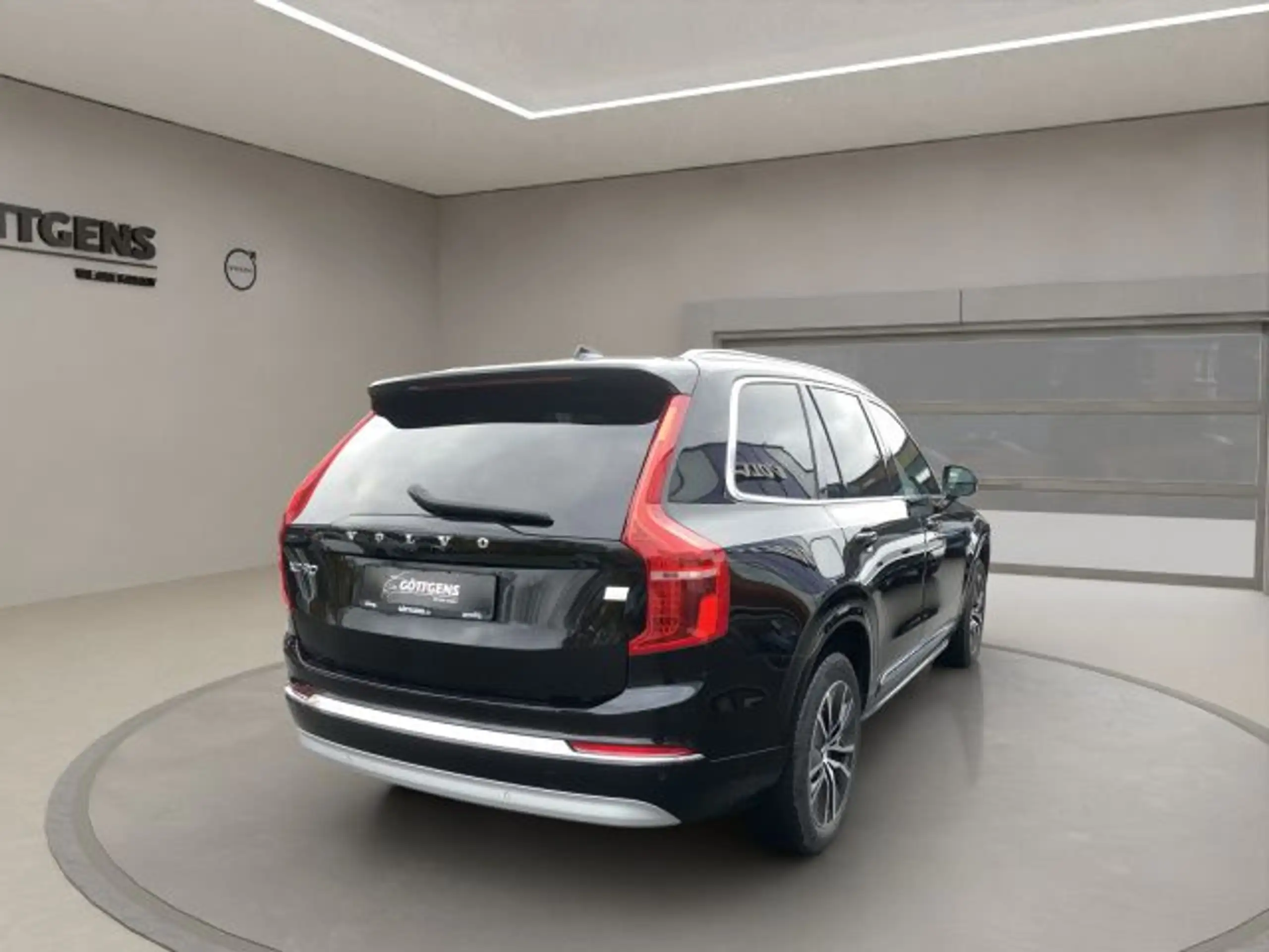 Volvo - XC90