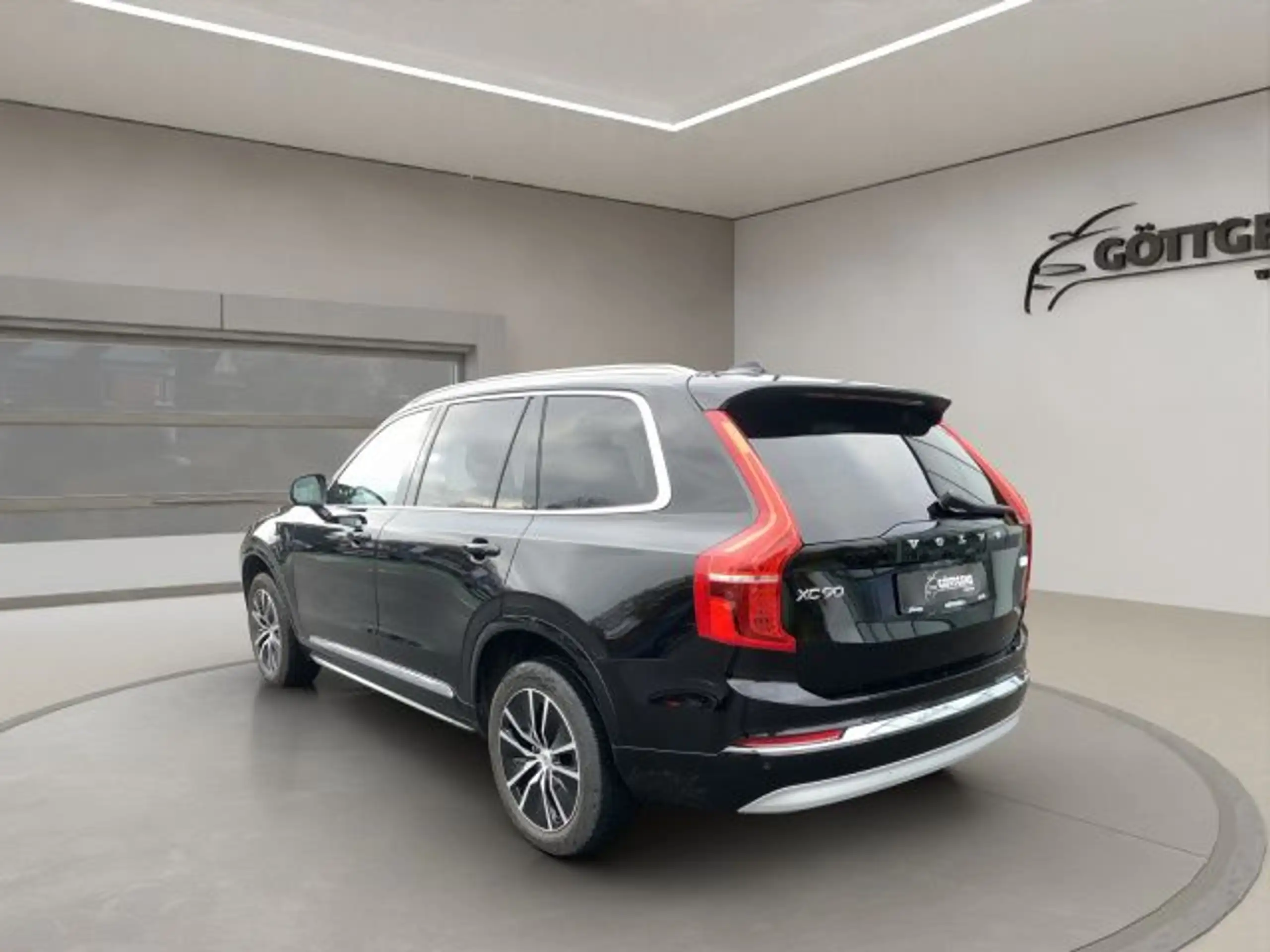 Volvo - XC90