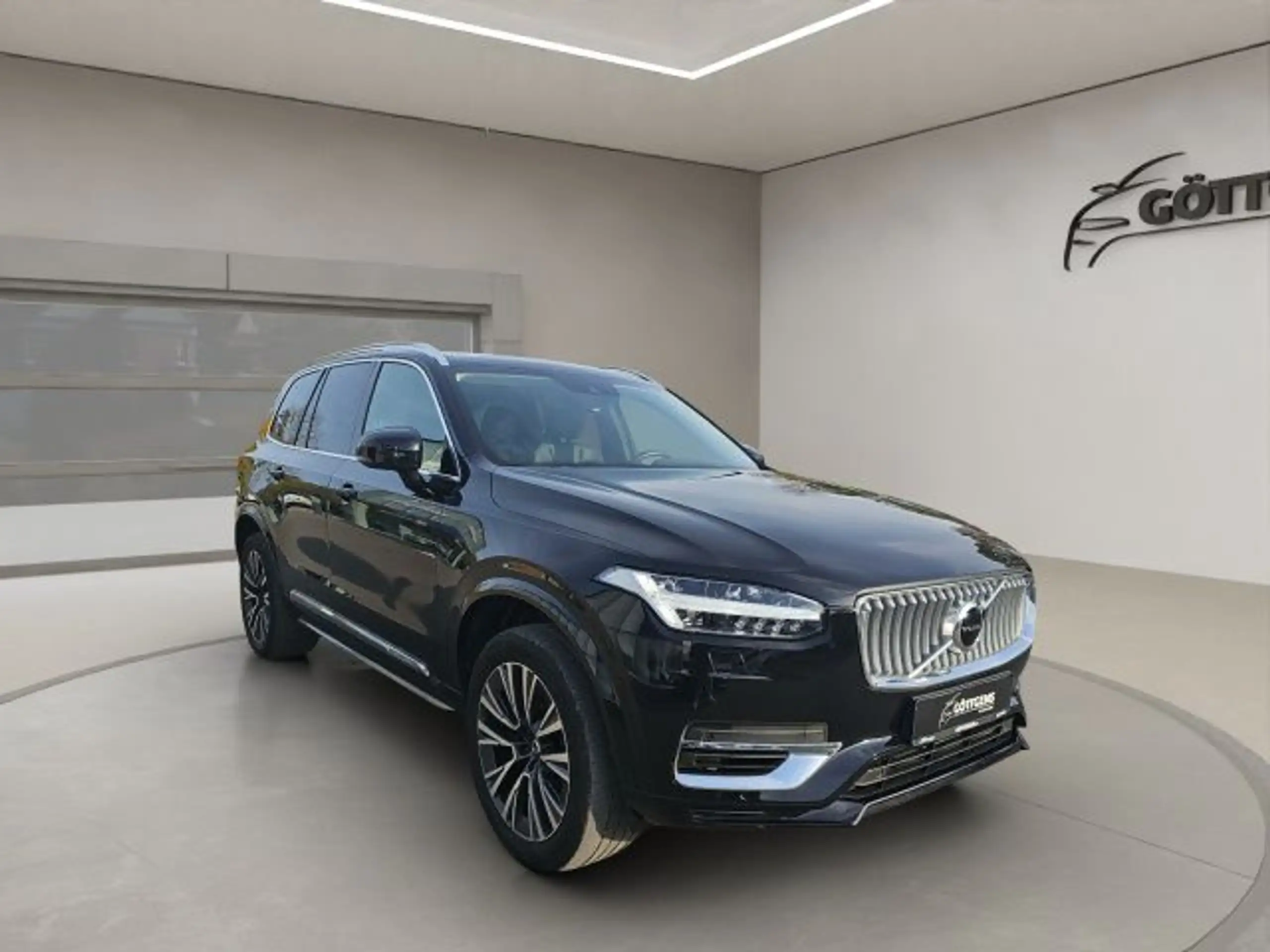 Volvo - XC90