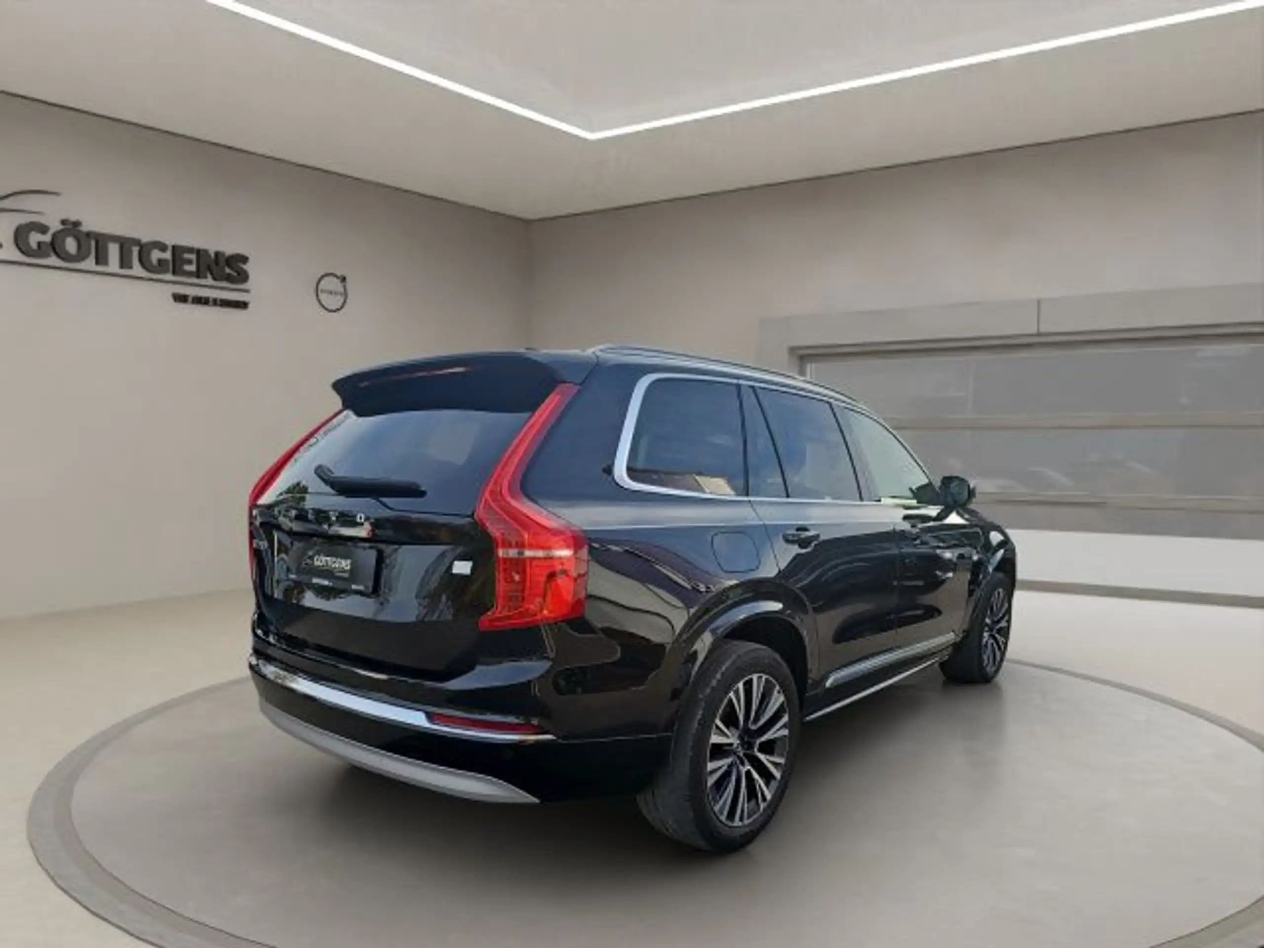 Volvo - XC90