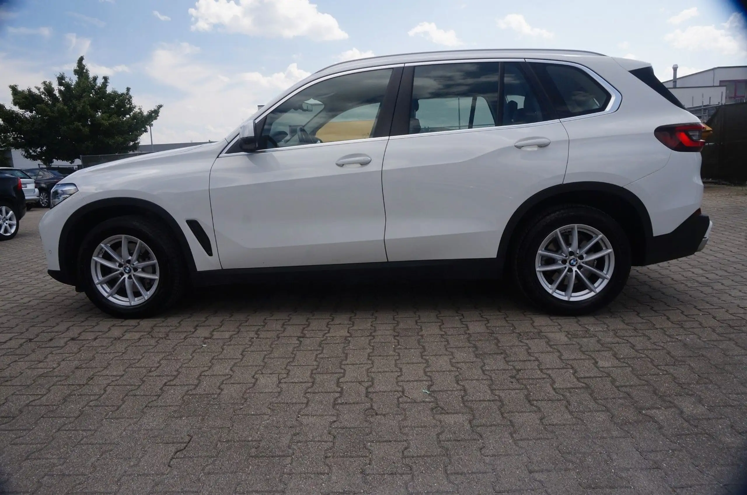 BMW - X5