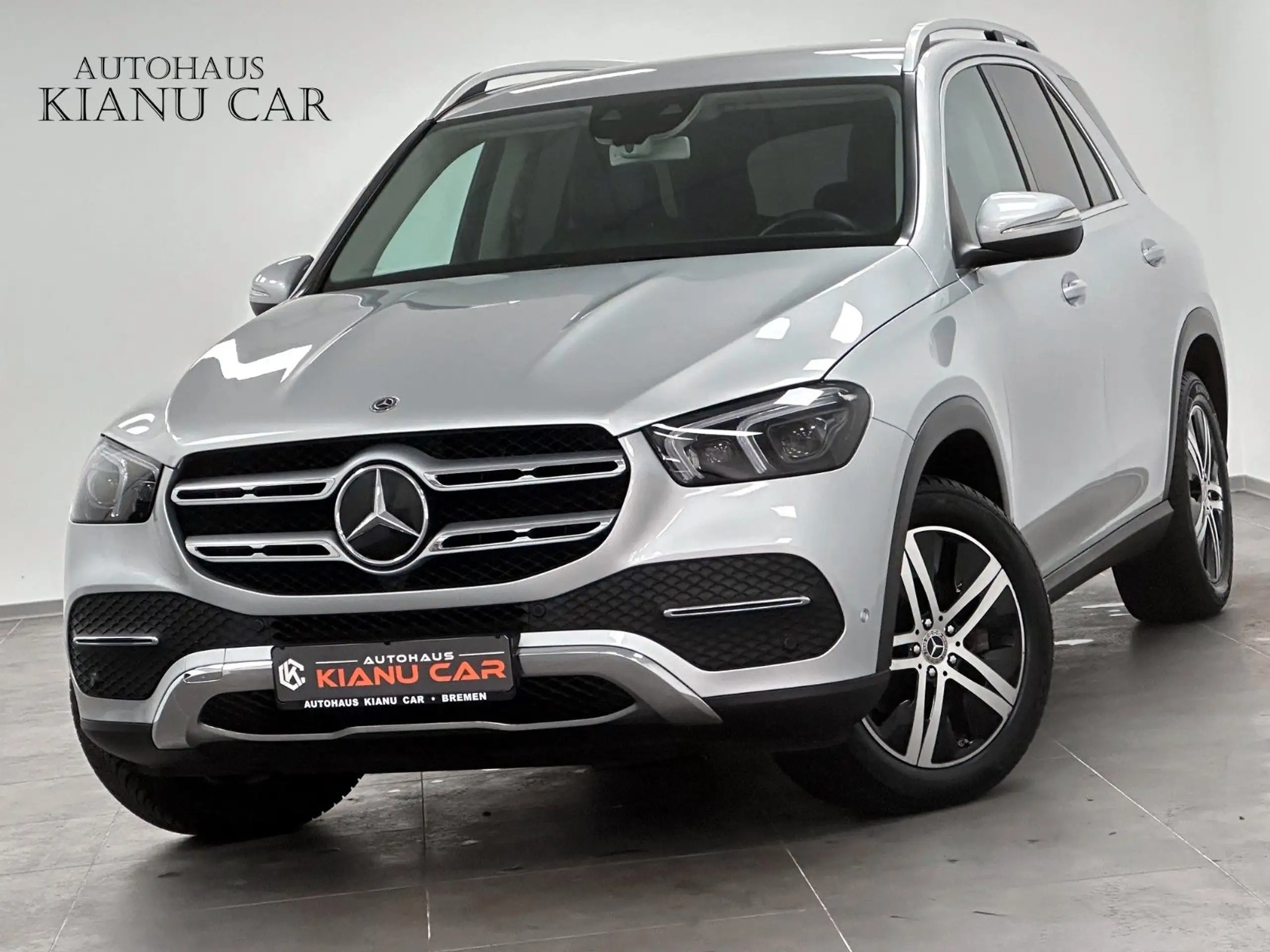 Mercedes-Benz - GLE 300