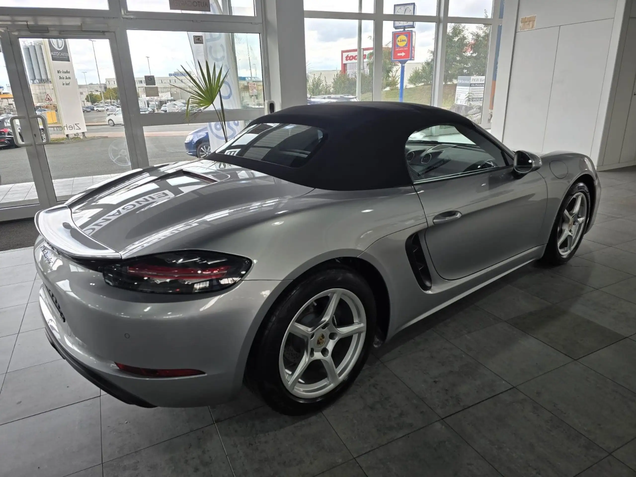 Porsche - Boxster