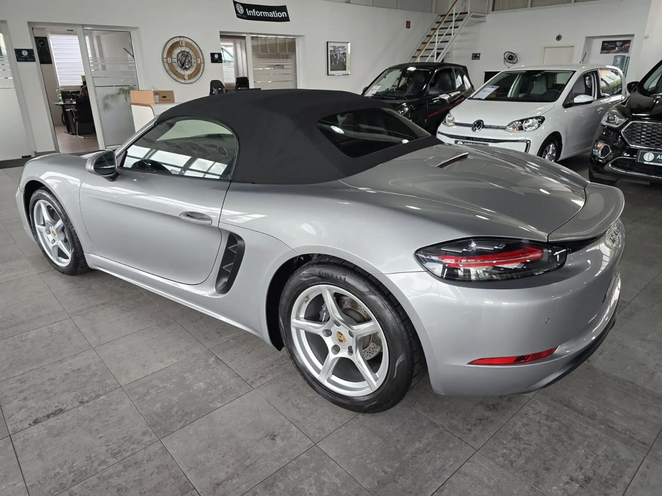 Porsche - Boxster