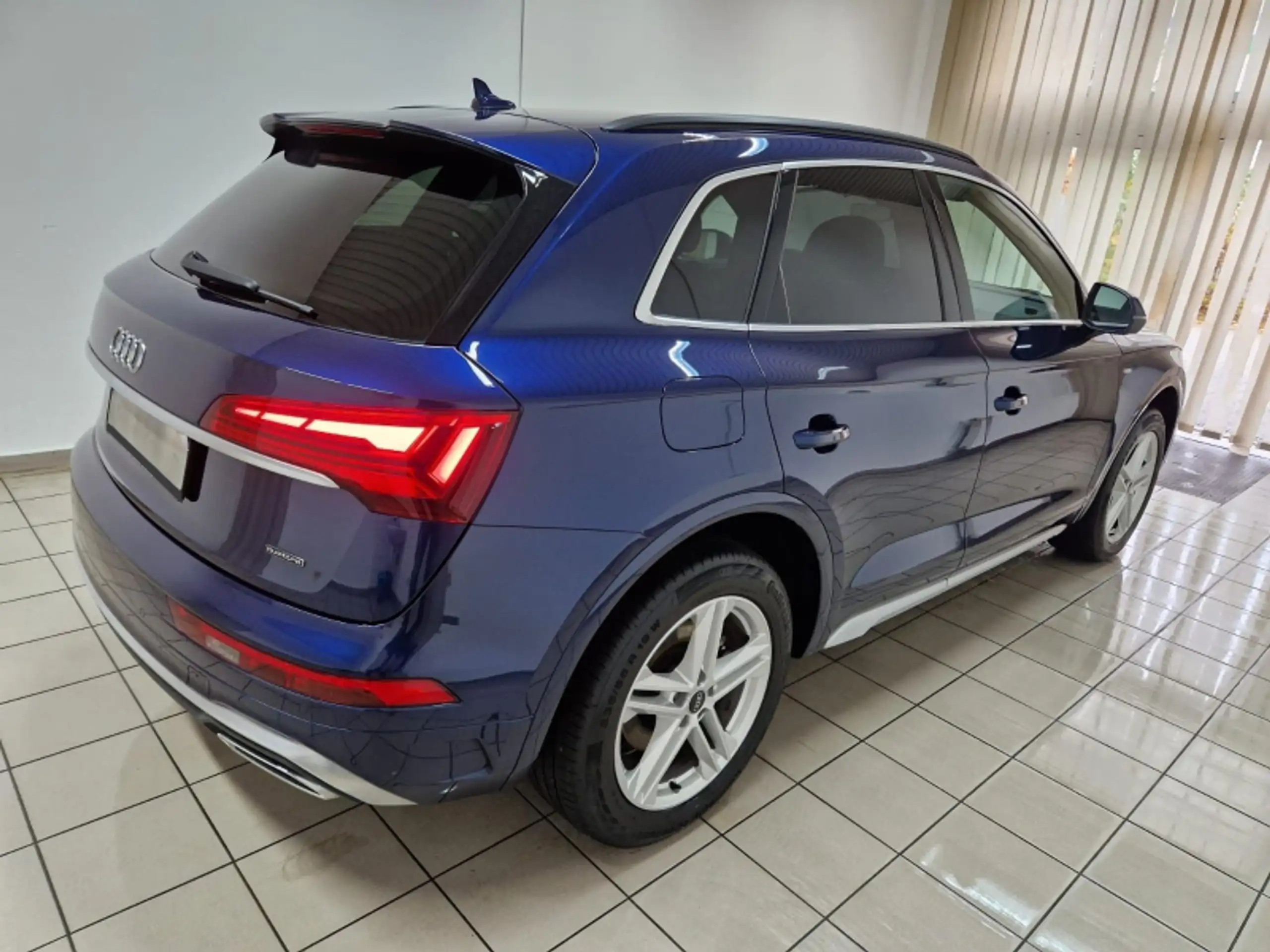 Audi - Q5