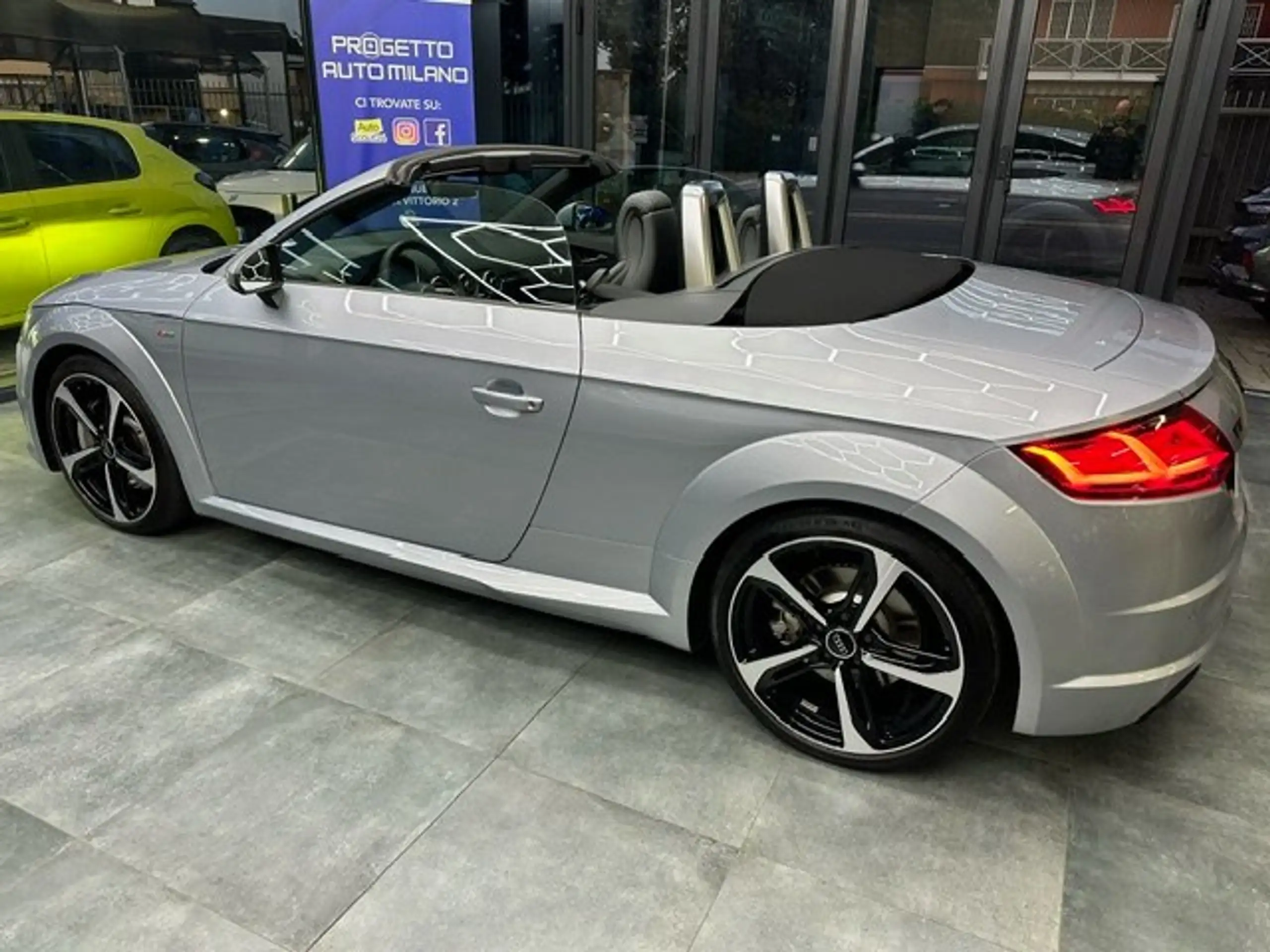 Audi - TT