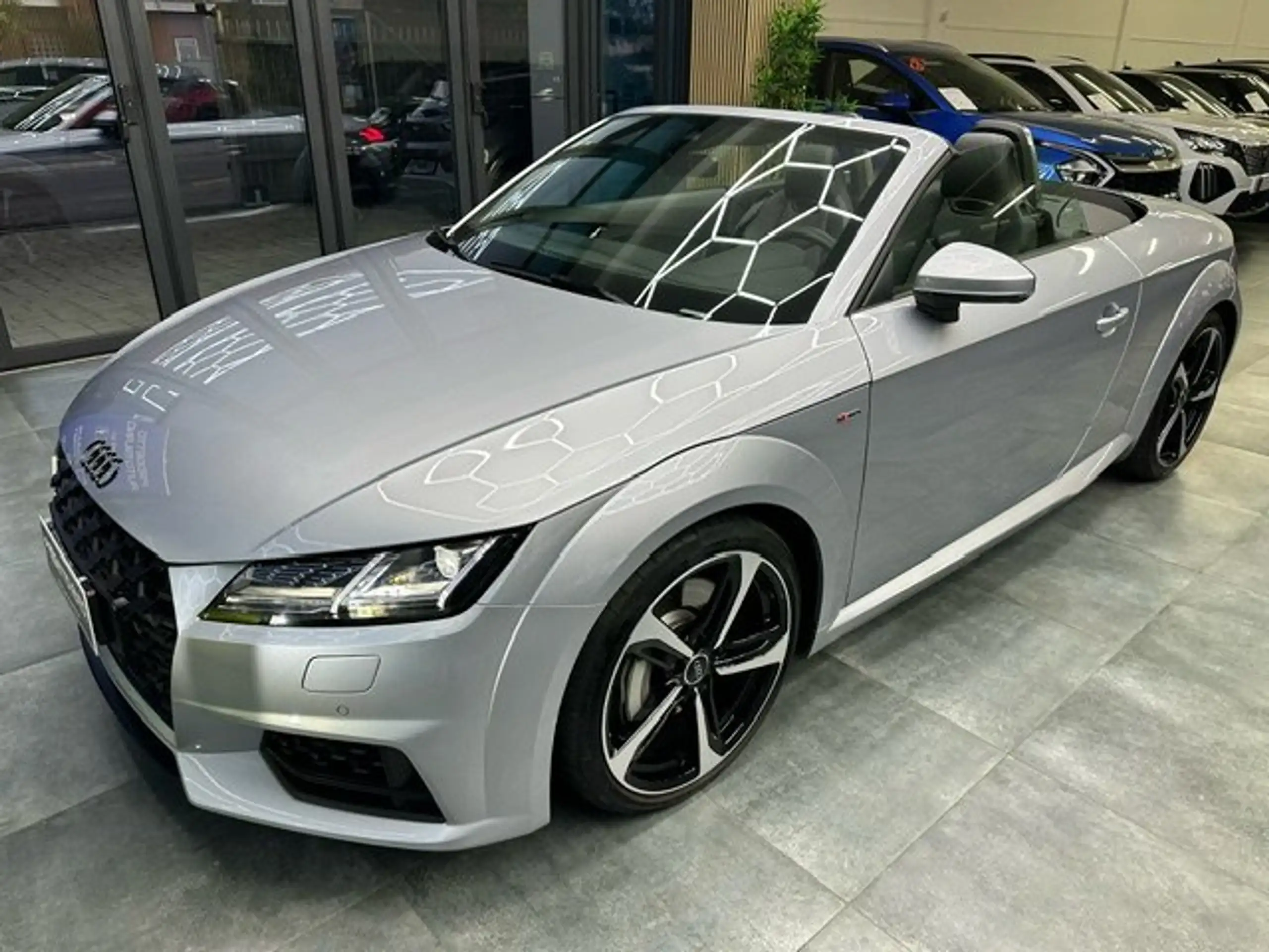 Audi - TT