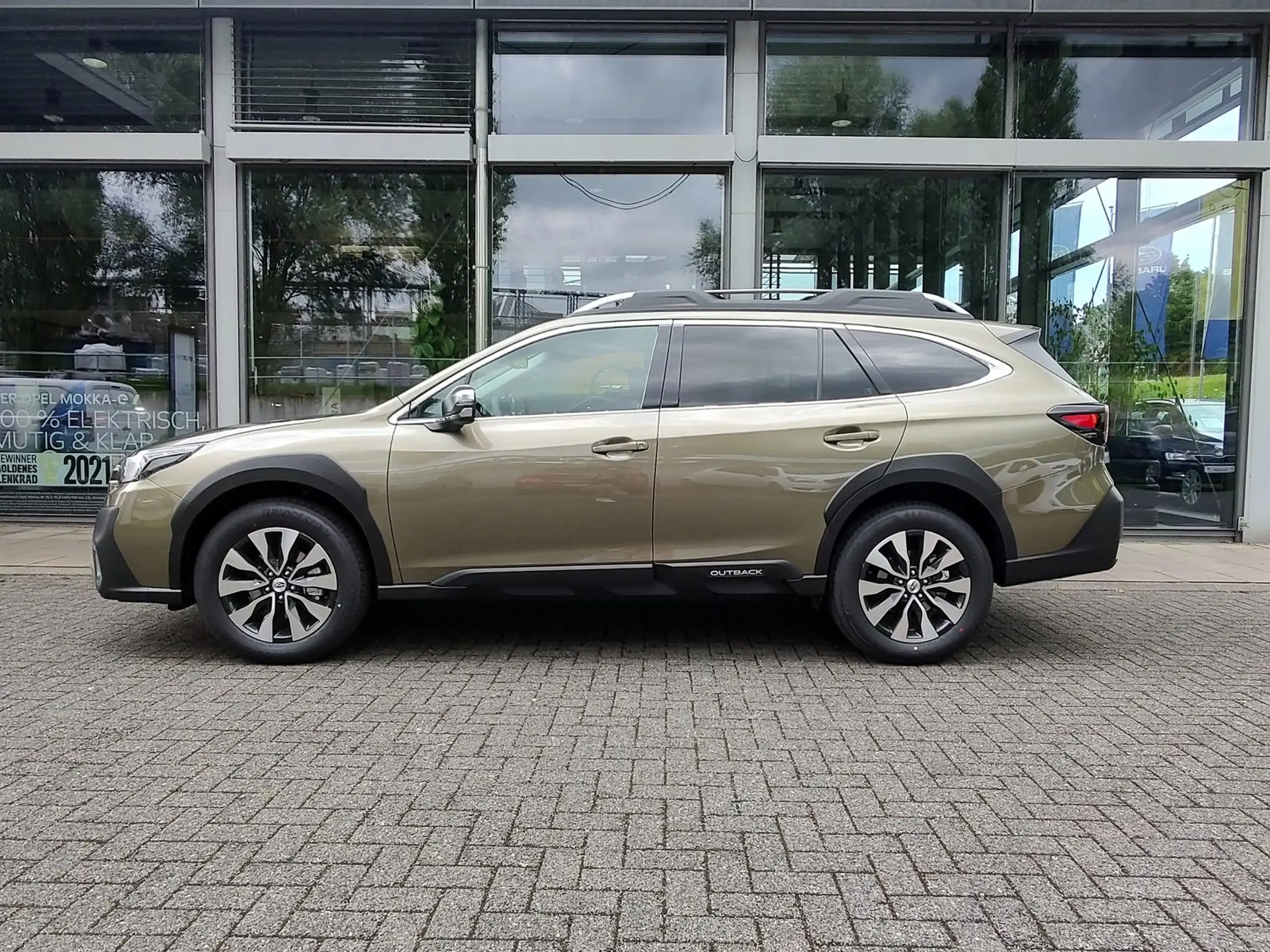 Subaru - OUTBACK