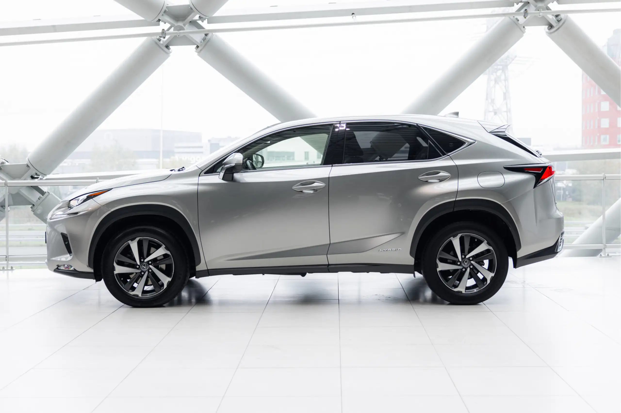 Lexus - NX 300h