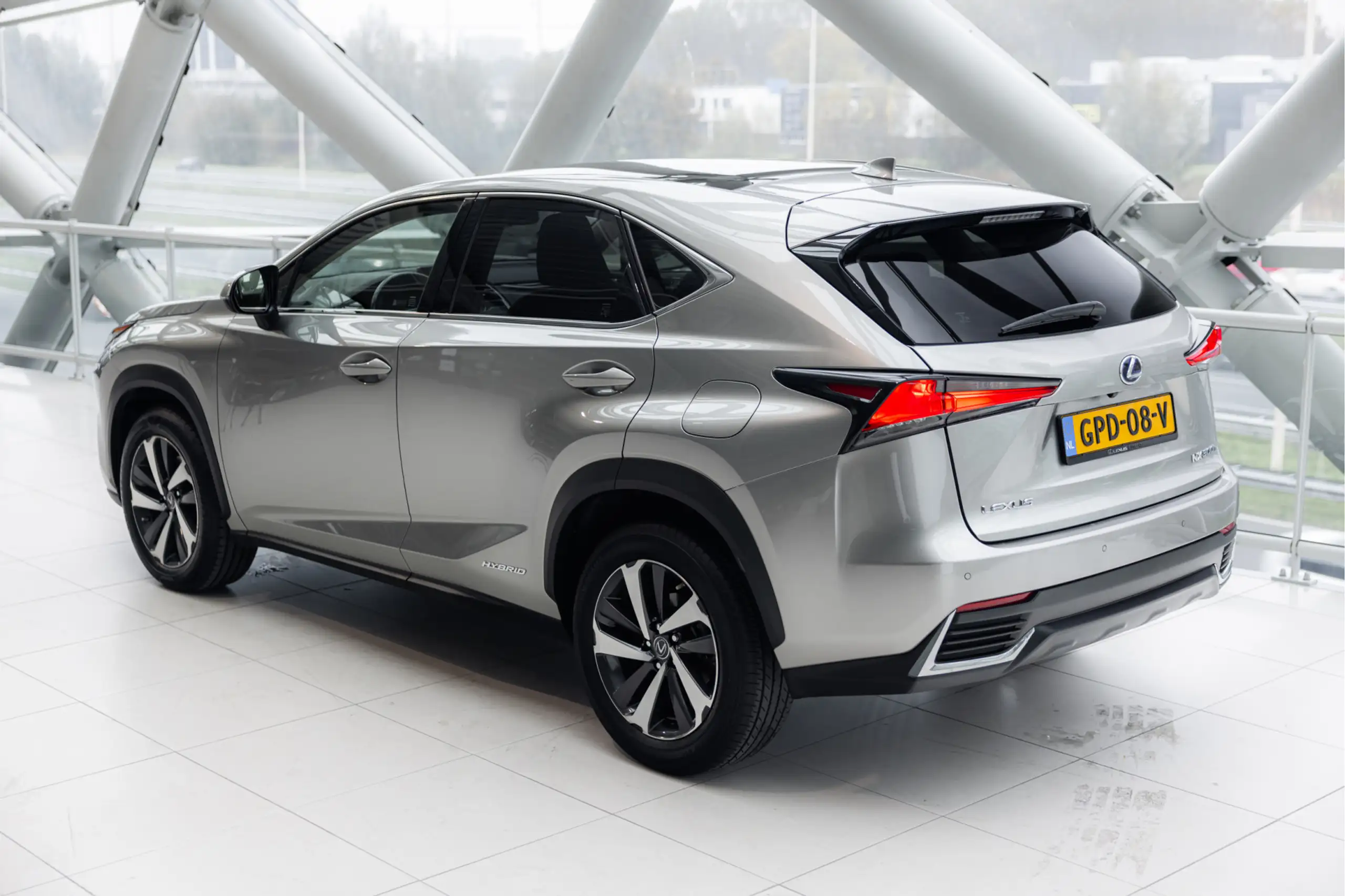 Lexus - NX 300h