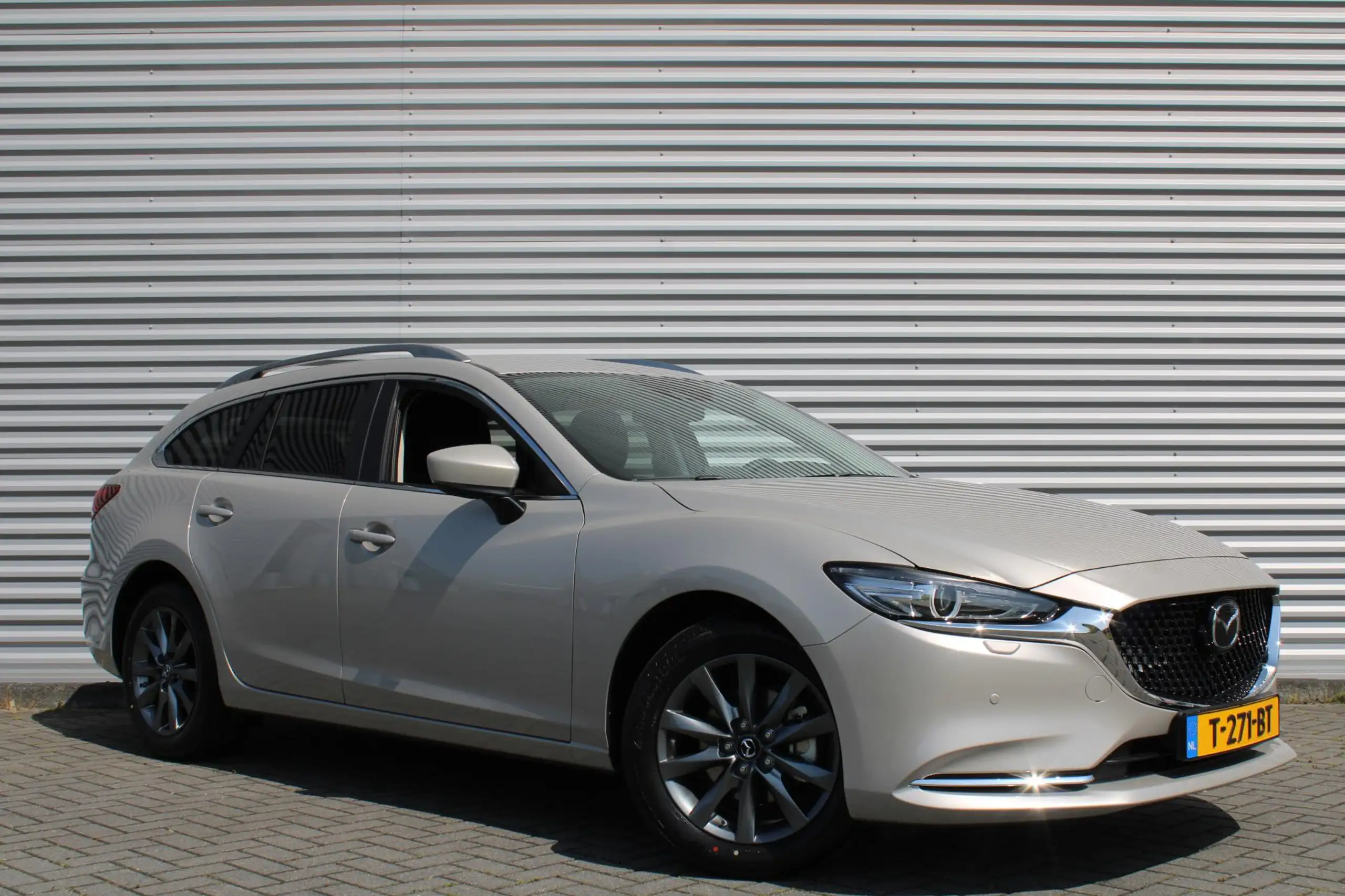 Mazda - 6