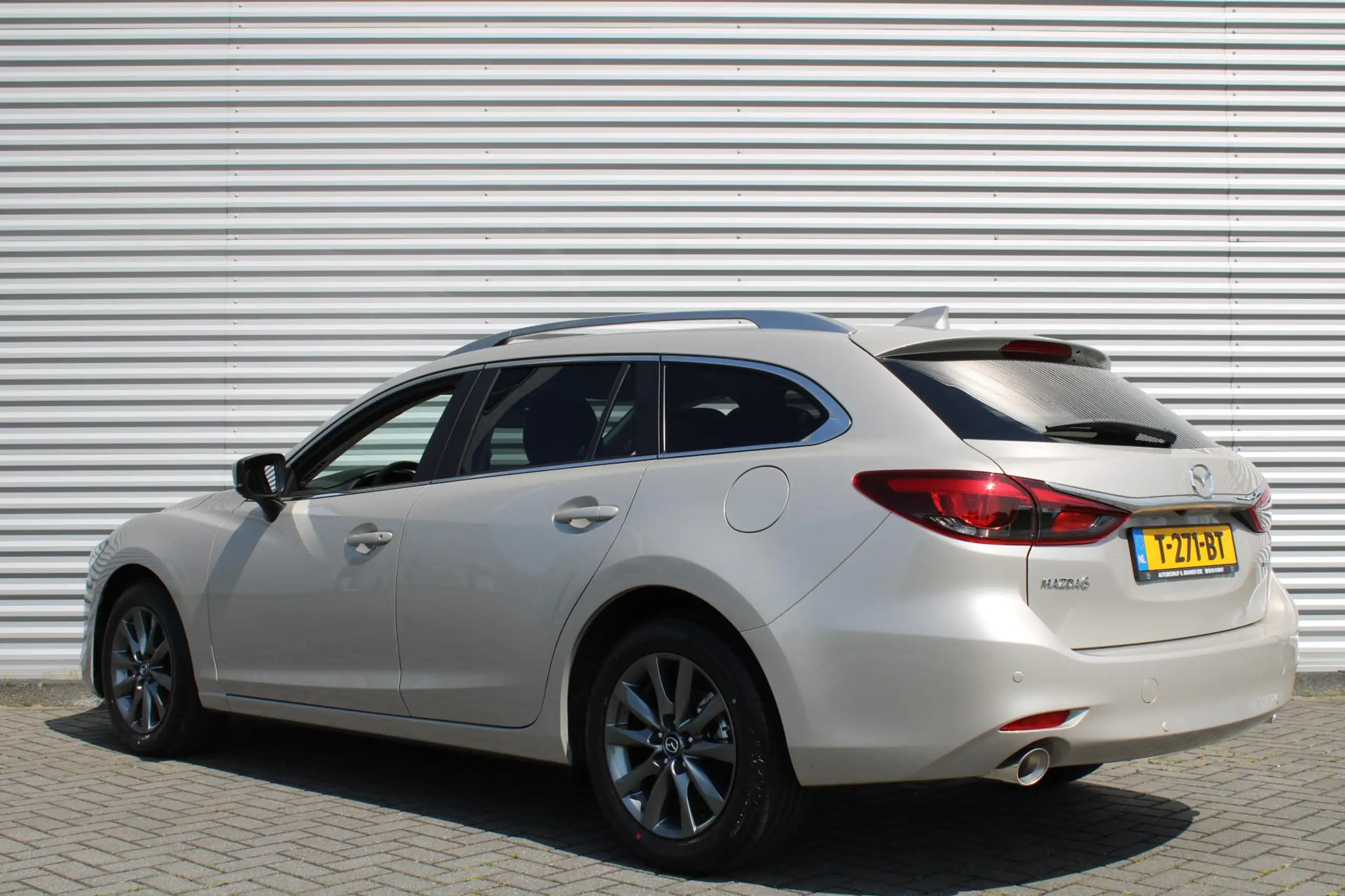 Mazda - 6