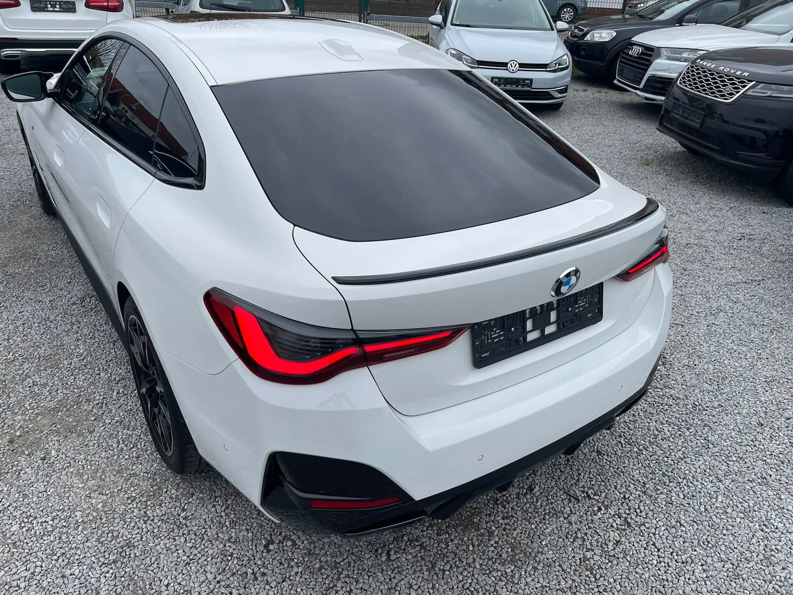 BMW - M4