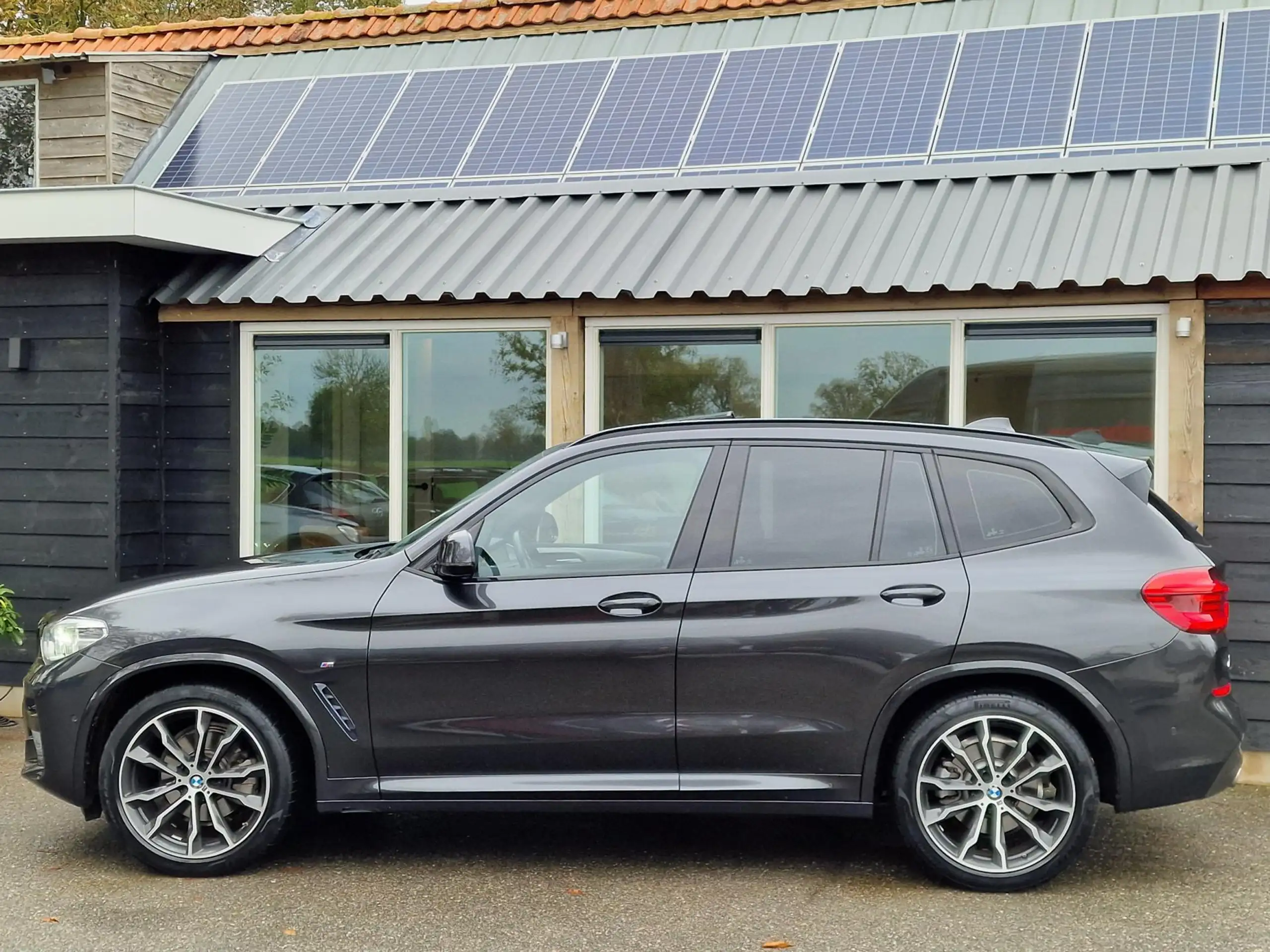 BMW - X3