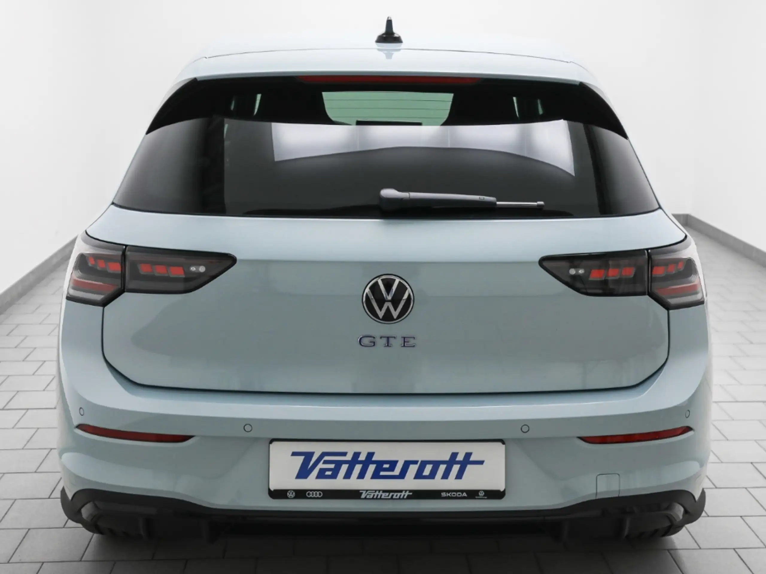 Volkswagen - Golf