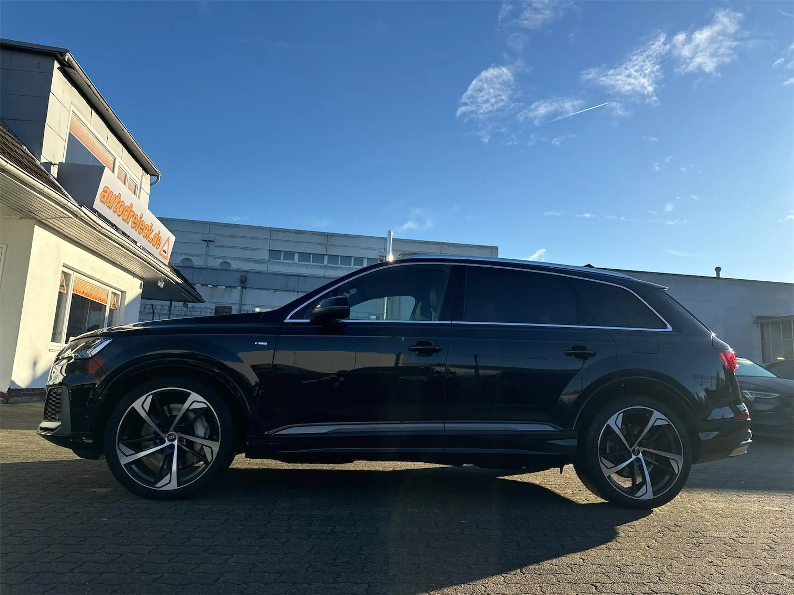 Audi - Q7