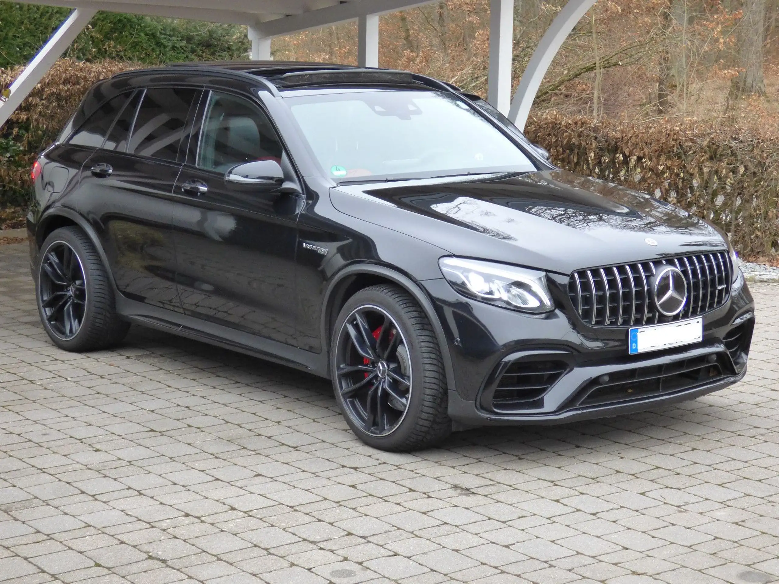 Mercedes-Benz - GLC 63 AMG