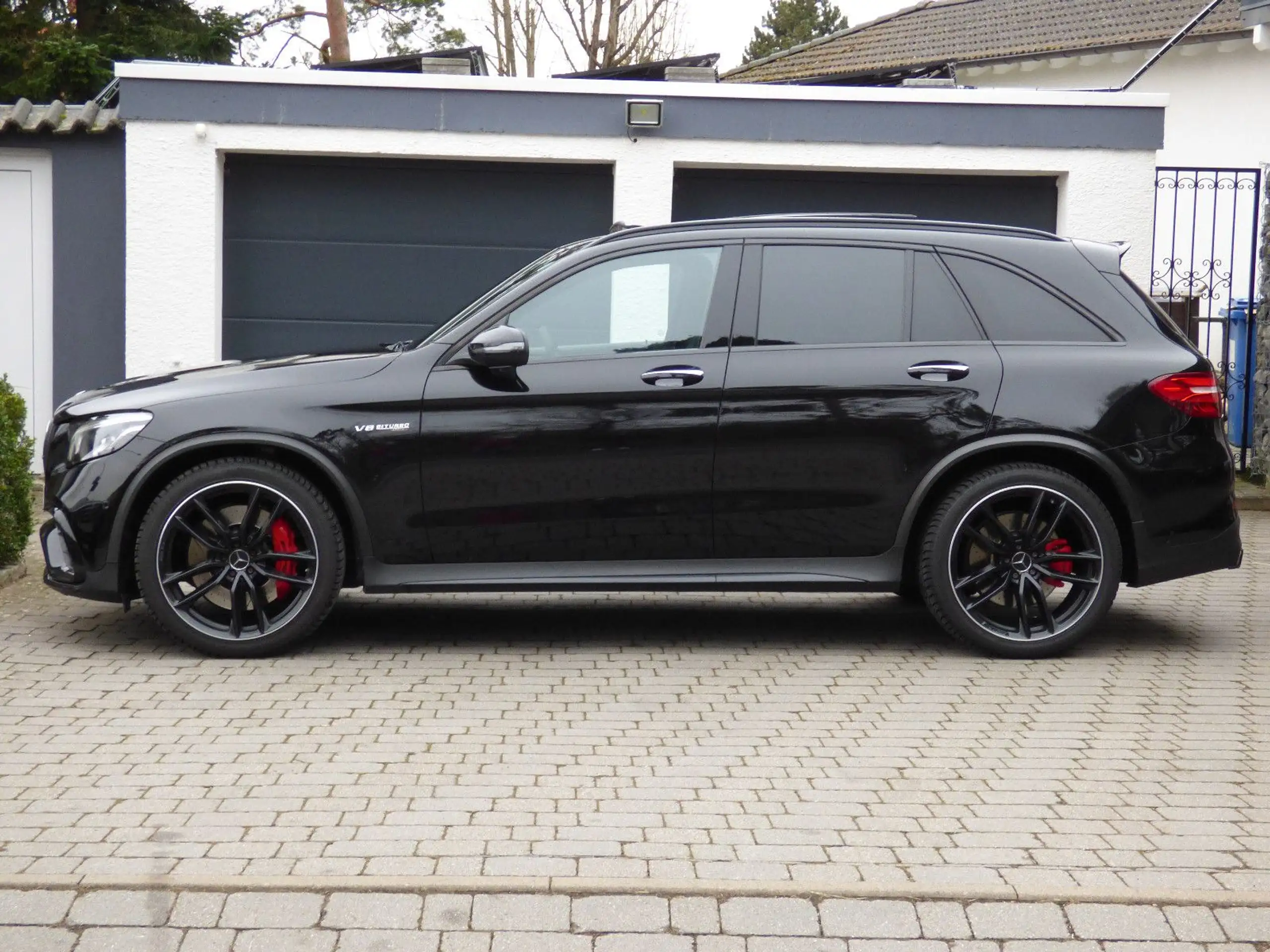 Mercedes-Benz - GLC 63 AMG