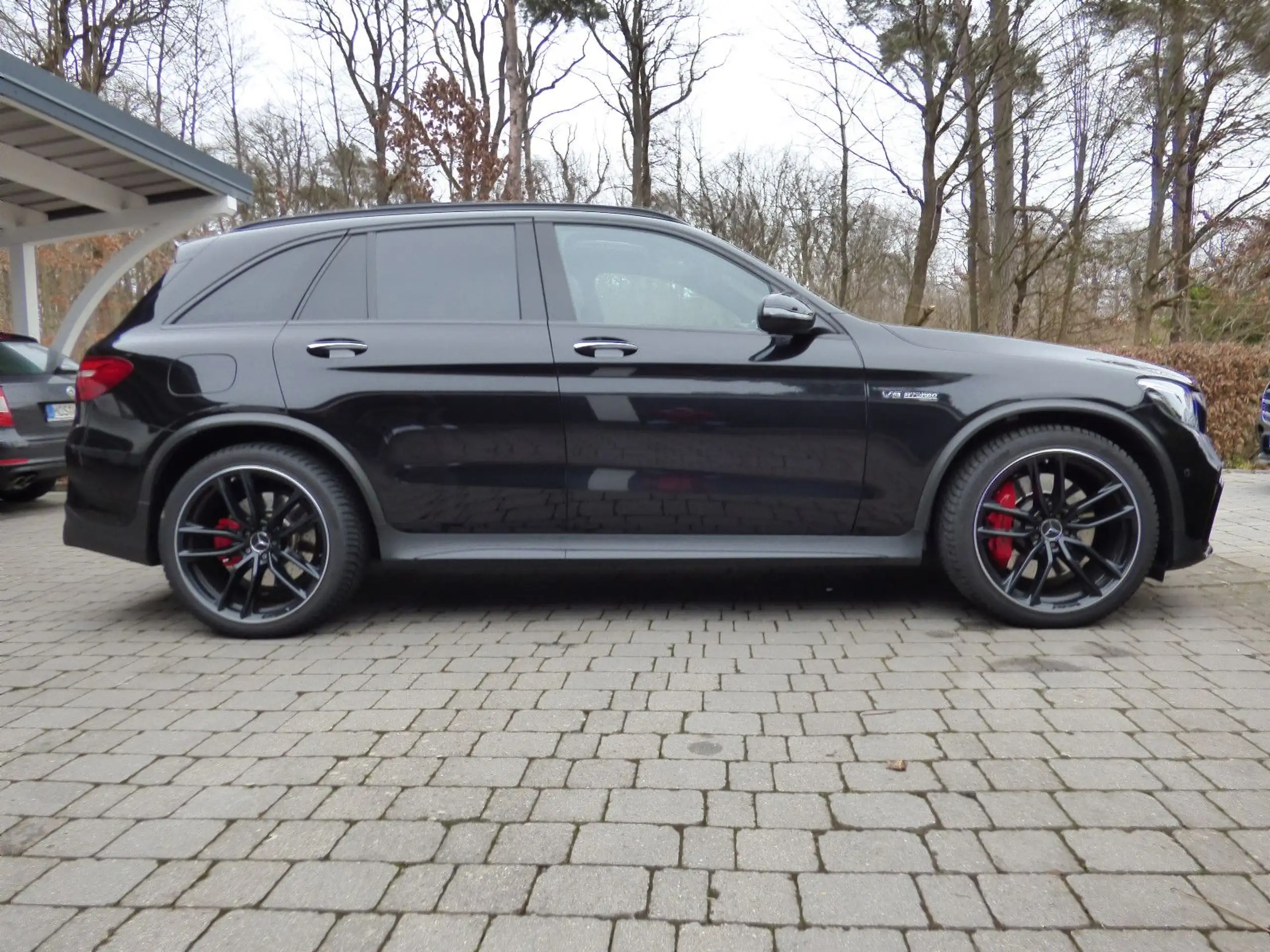 Mercedes-Benz - GLC 63 AMG