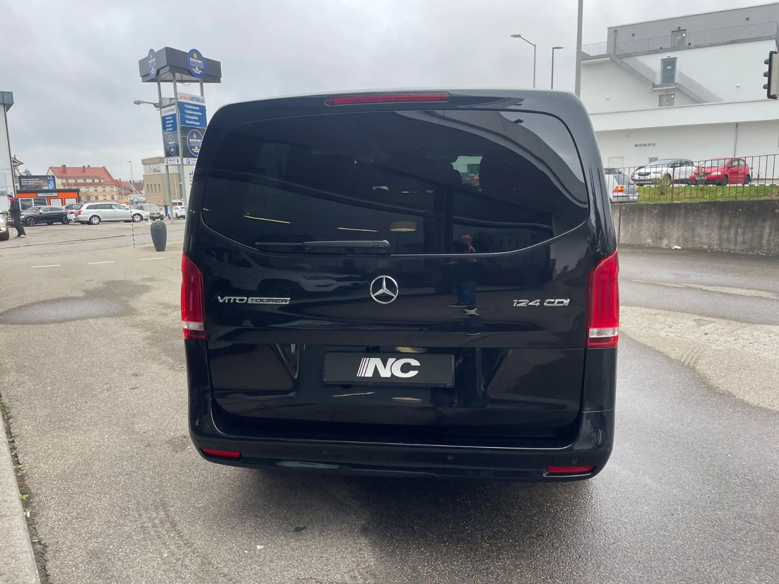 Mercedes-Benz - Vito