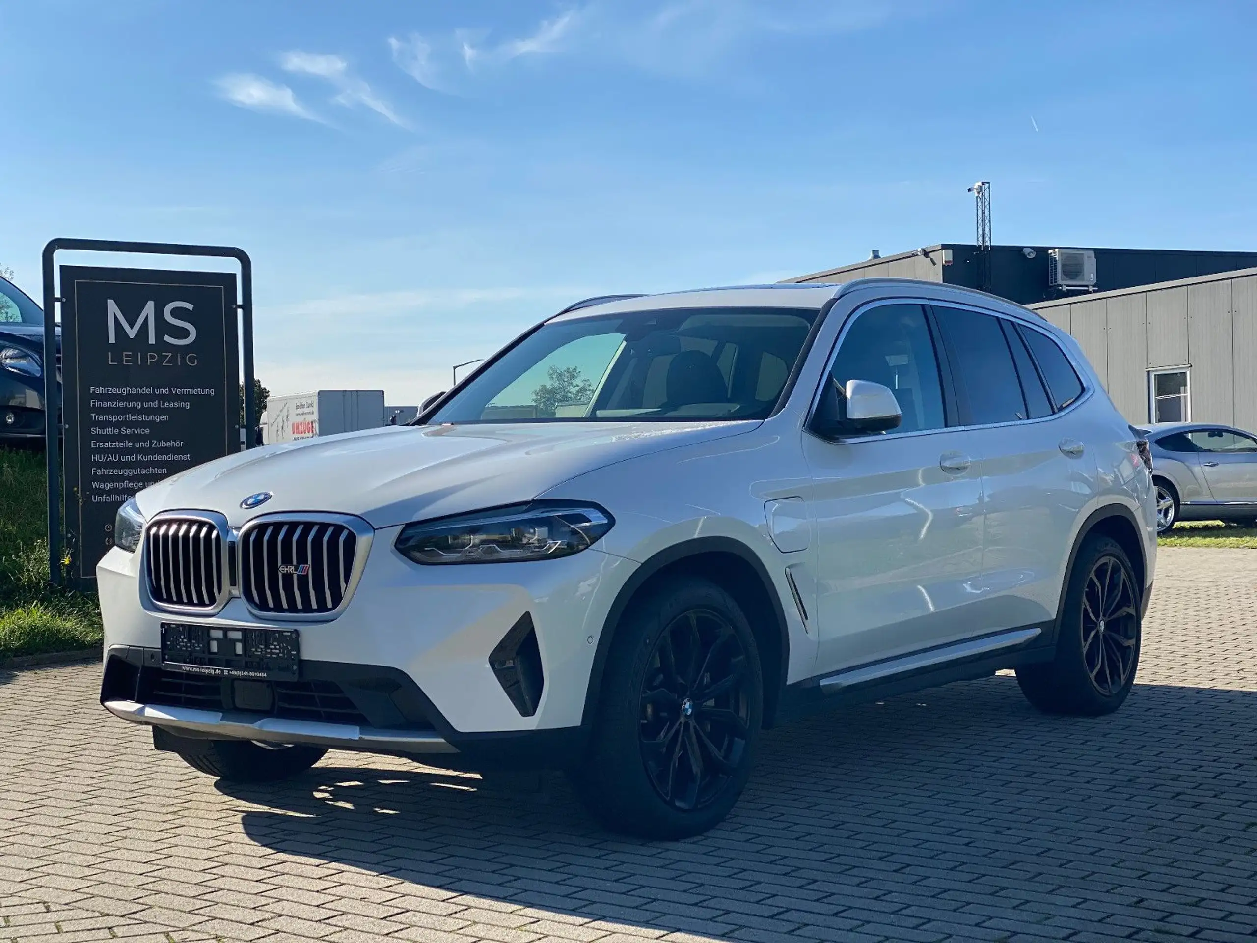 BMW - X3