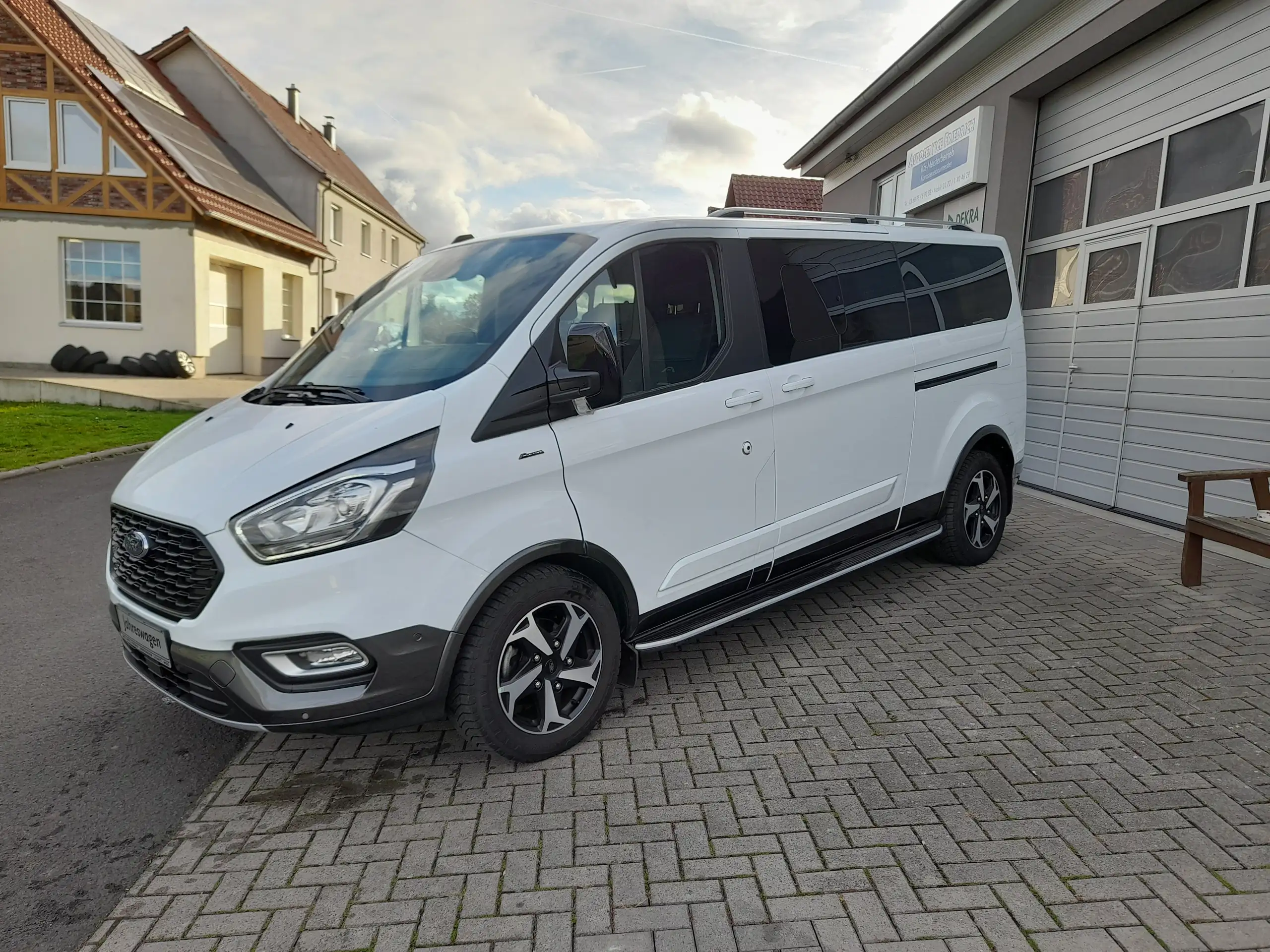 Ford - Tourneo Custom