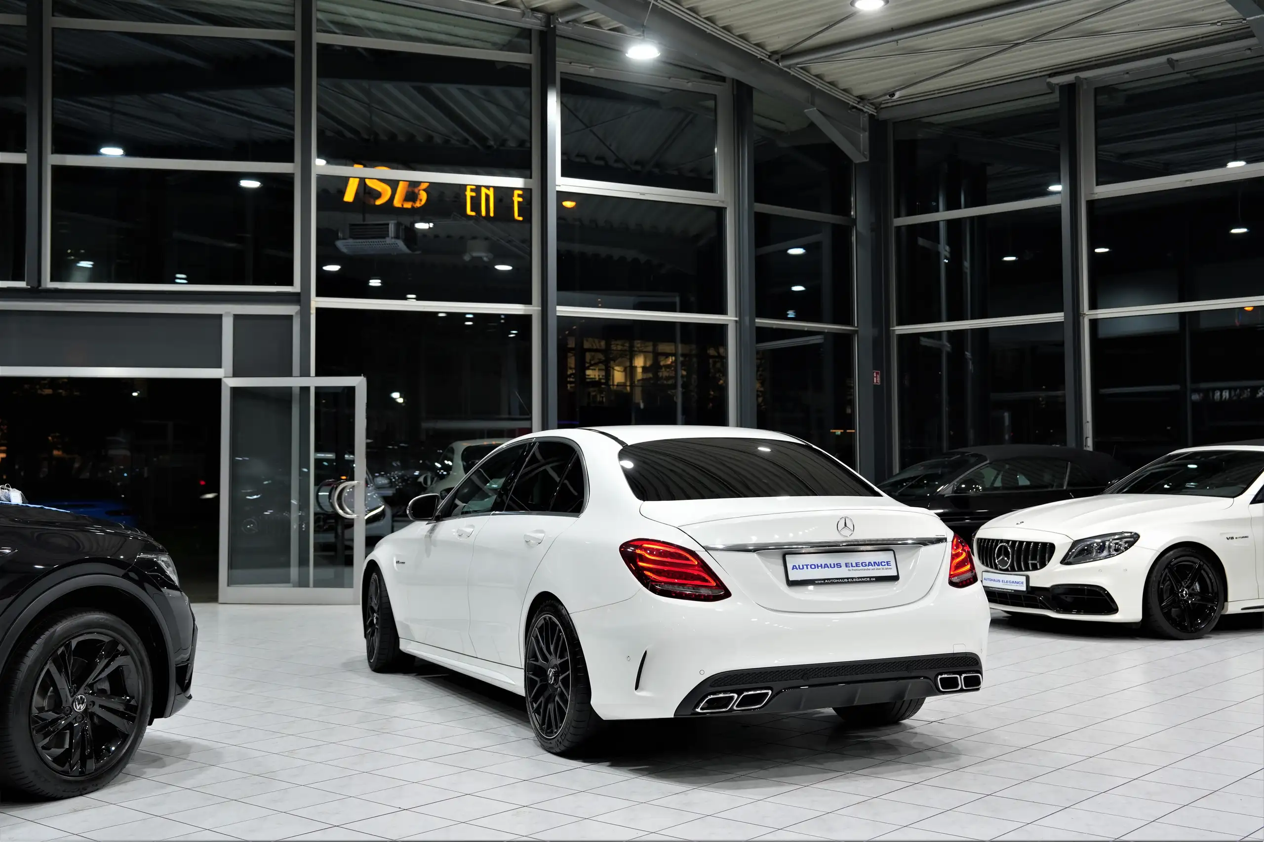 Mercedes-Benz - C 63 AMG