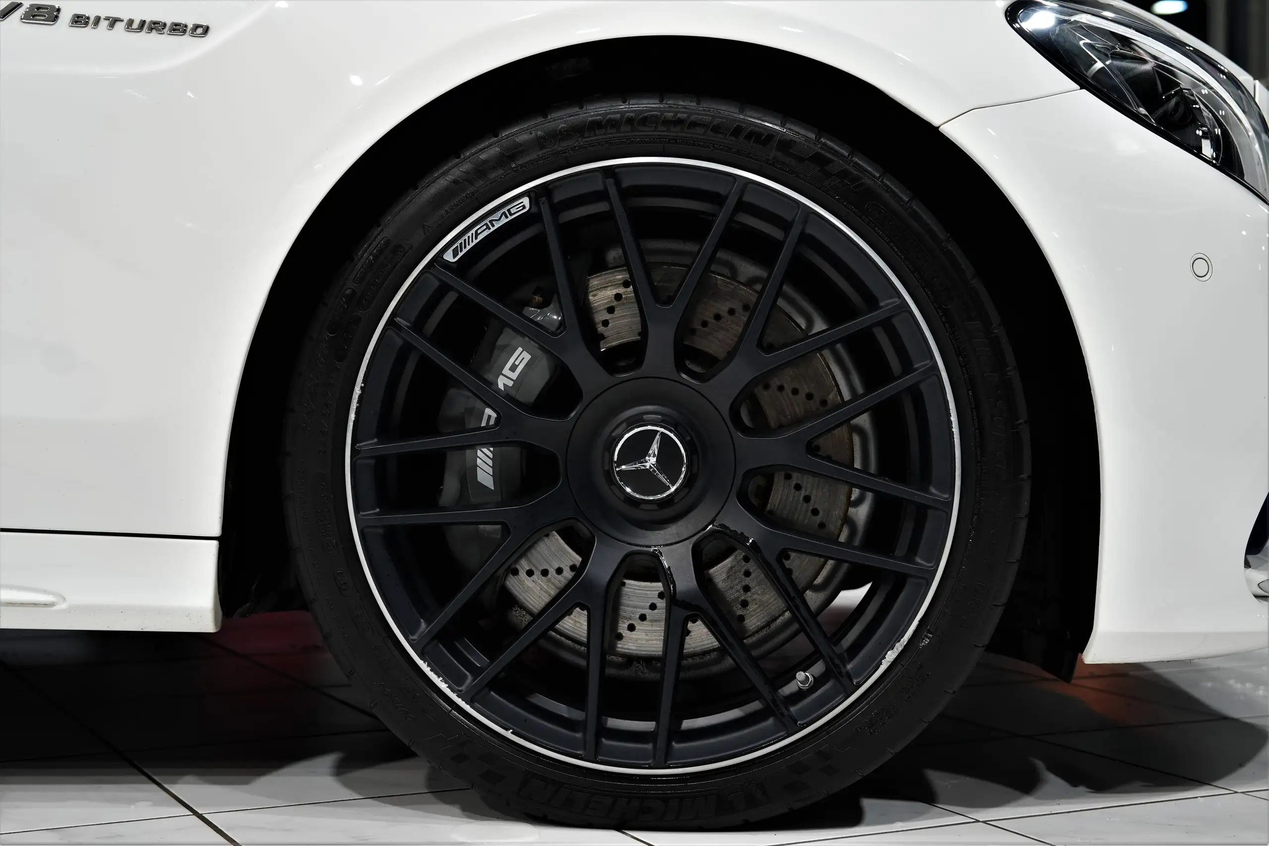 Mercedes-Benz - C 63 AMG