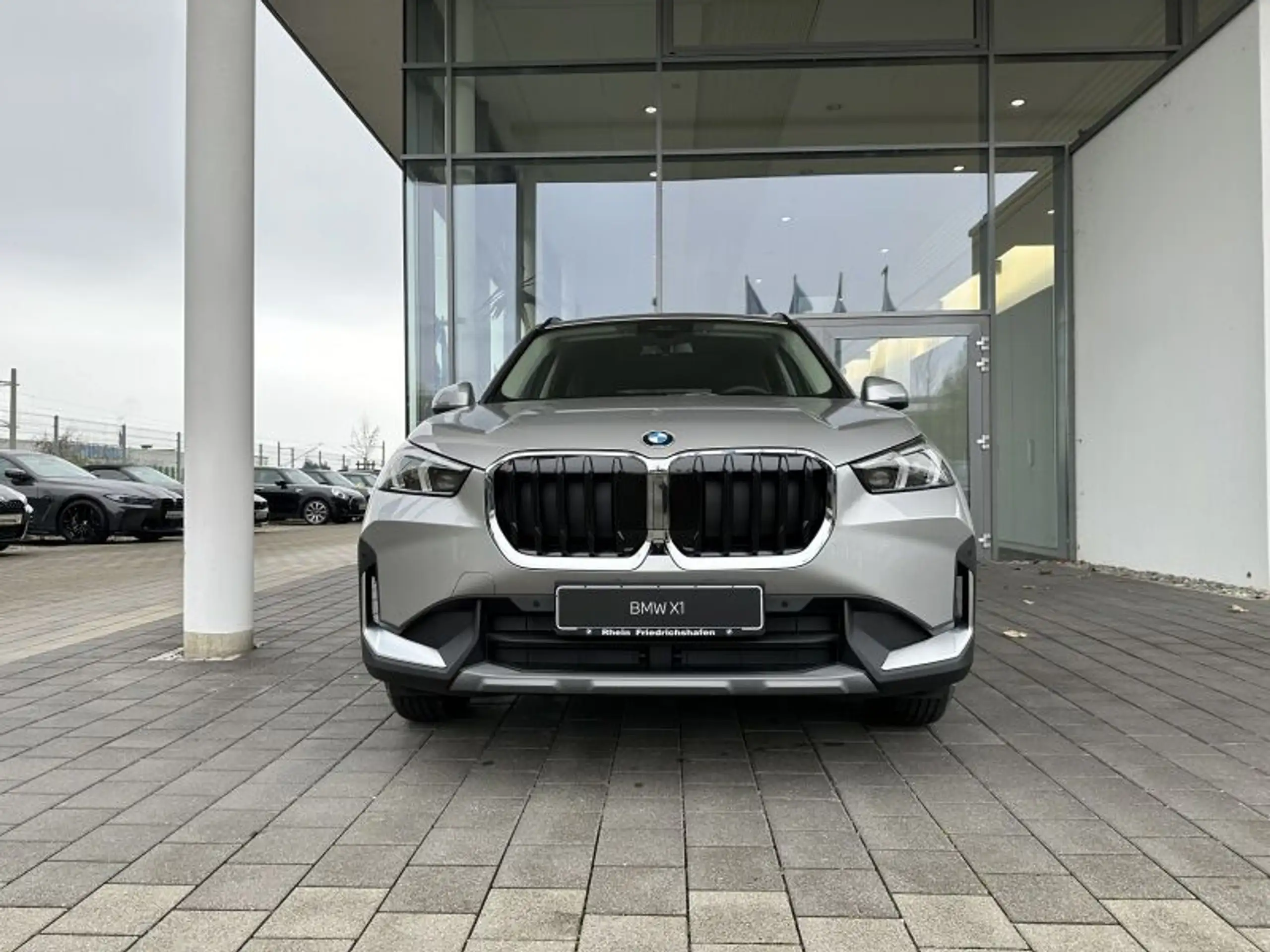 BMW - X1