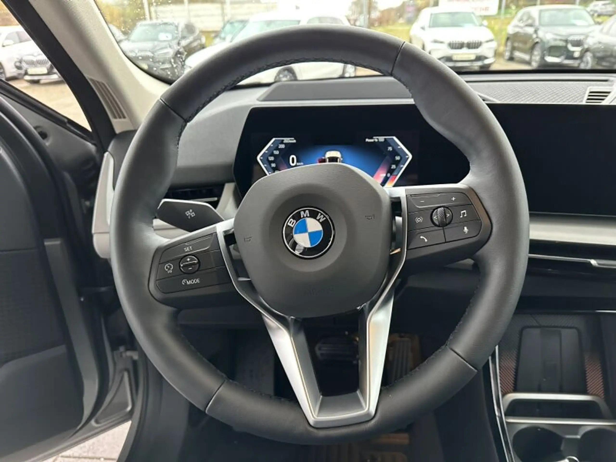 BMW - X1