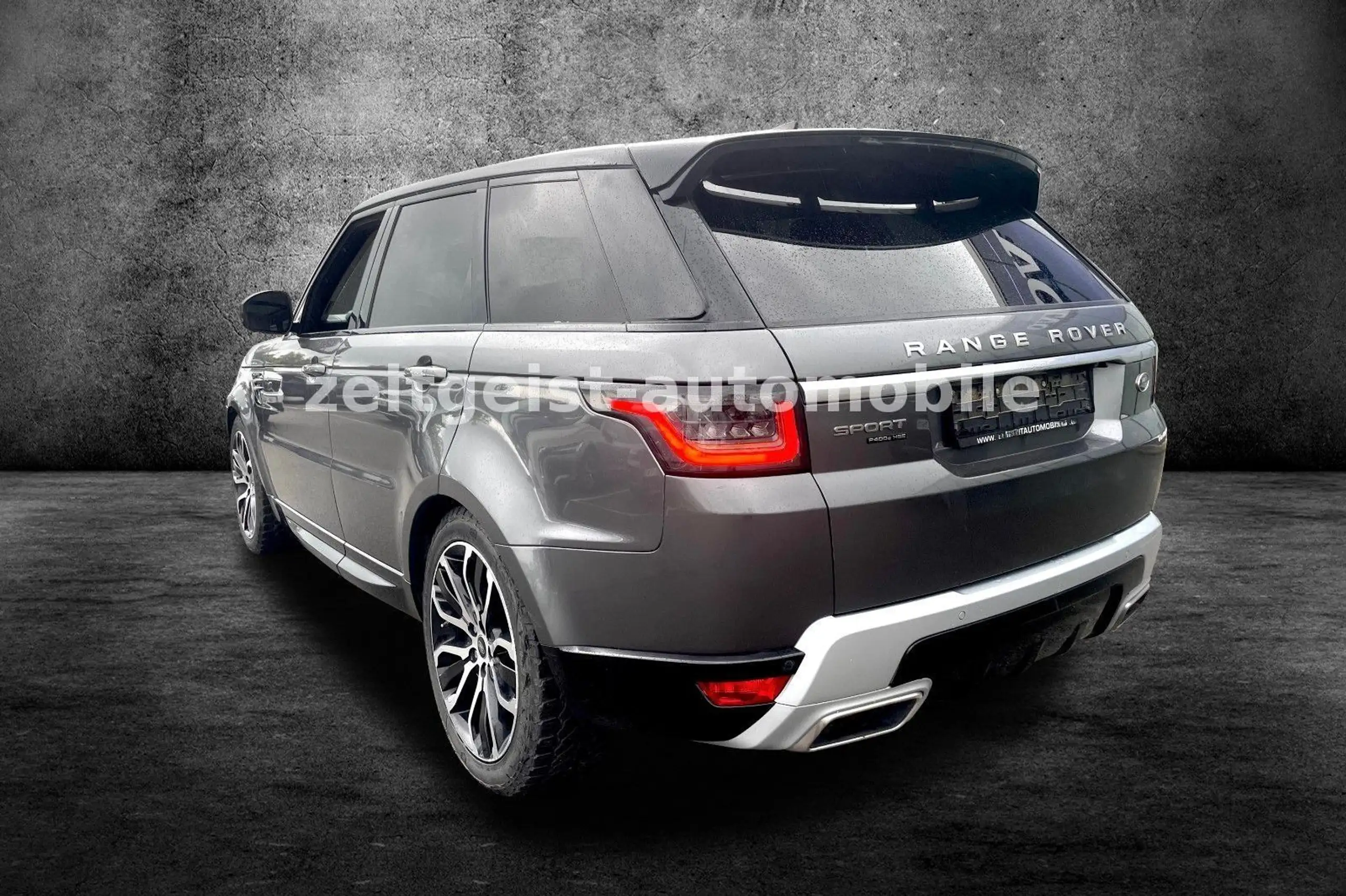 Land Rover - Range Rover Sport