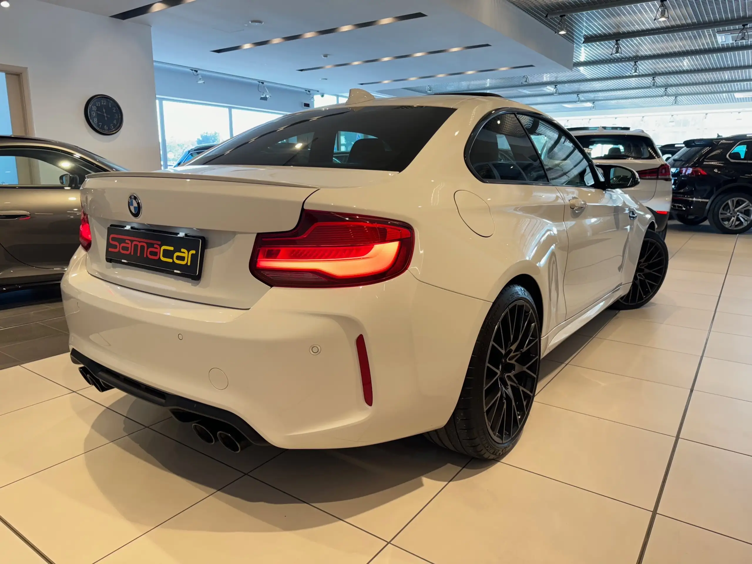 BMW - M2