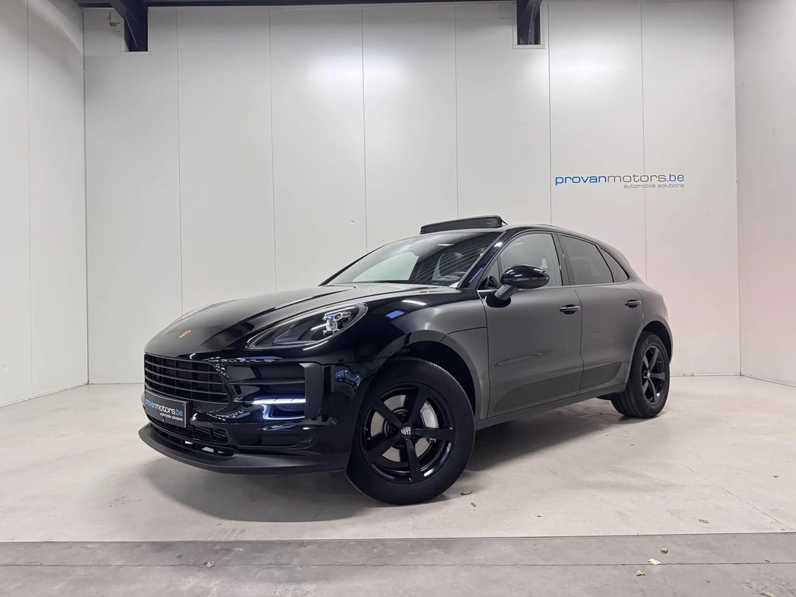 Porsche - Macan