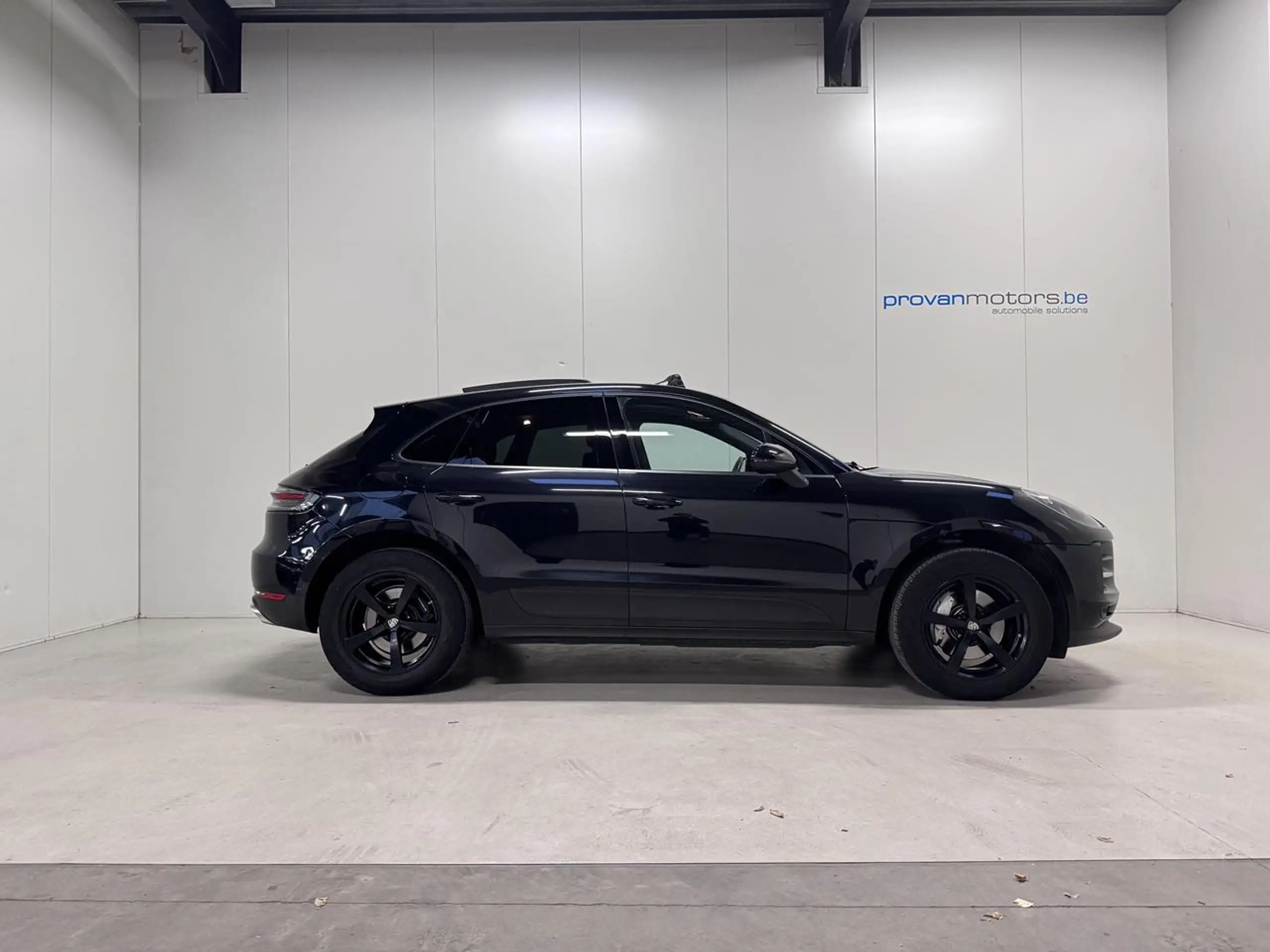 Porsche - Macan