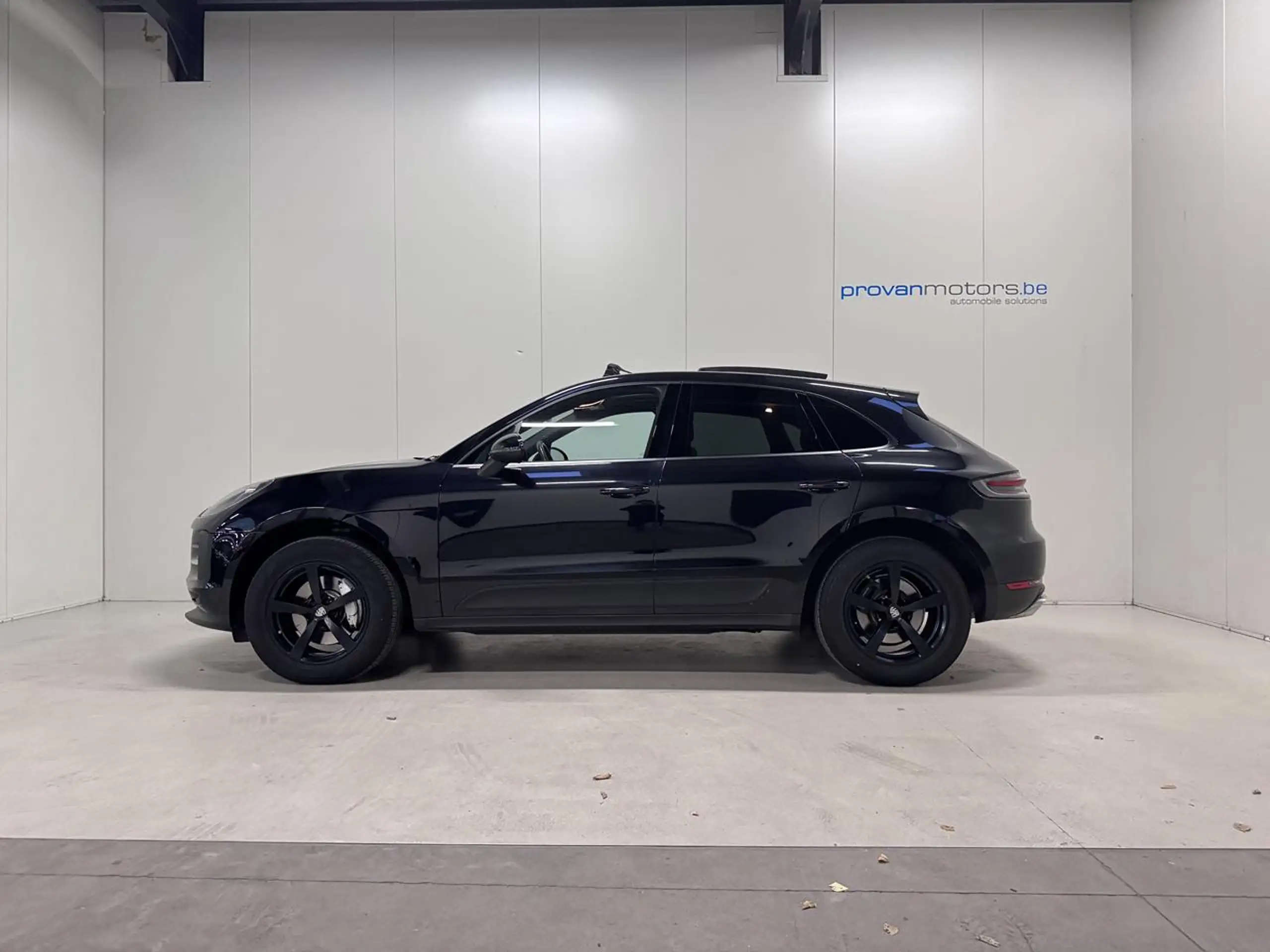 Porsche - Macan