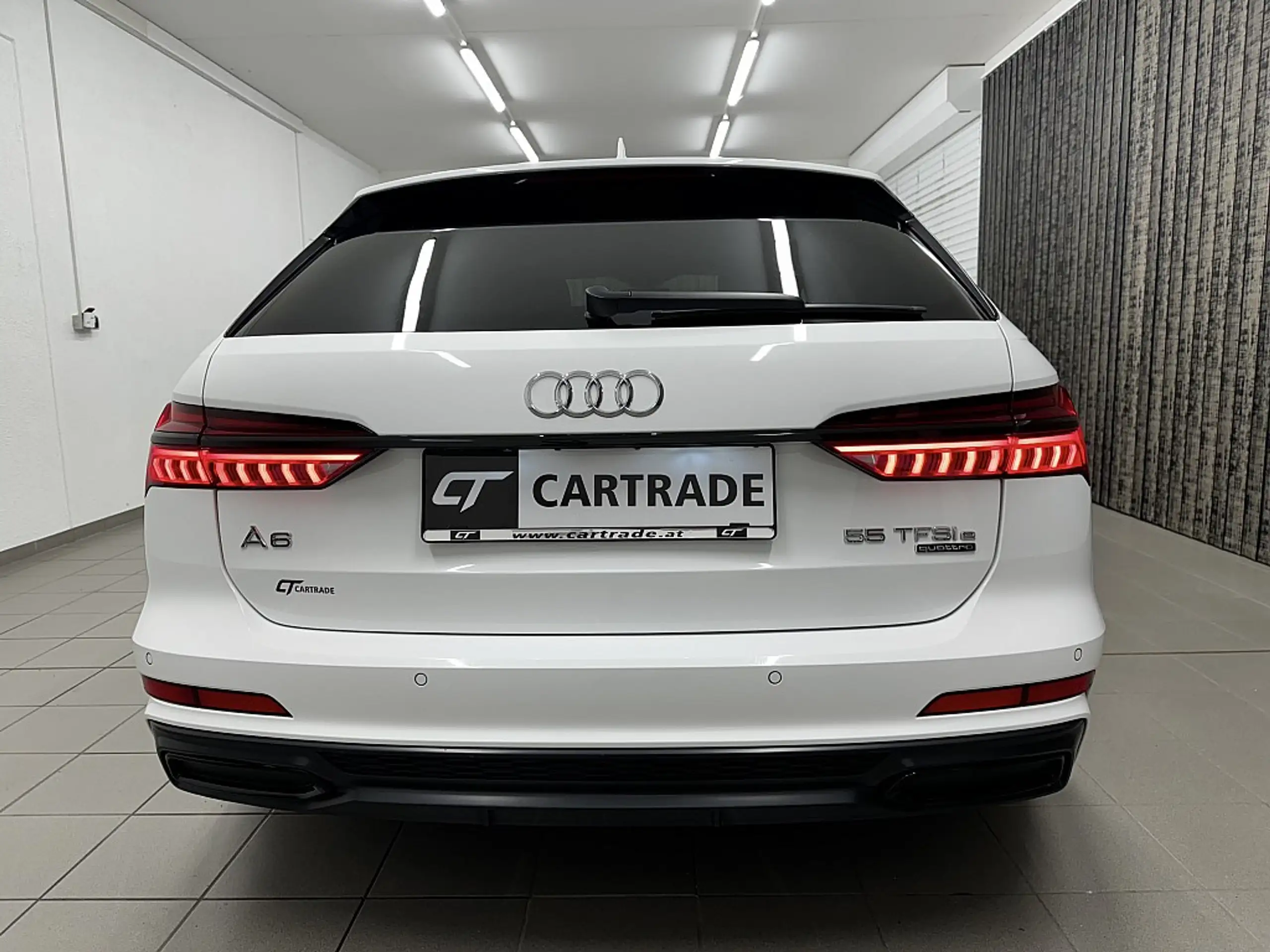 Audi - A6