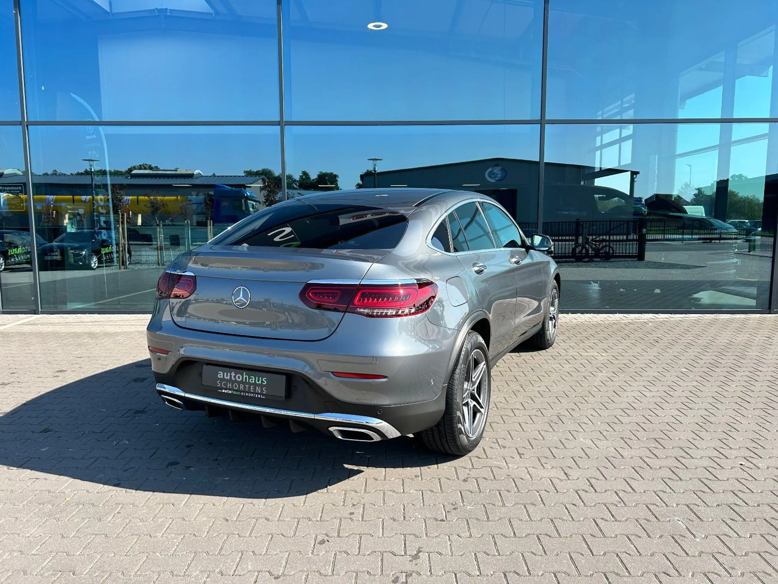 Mercedes-Benz - GLC 300