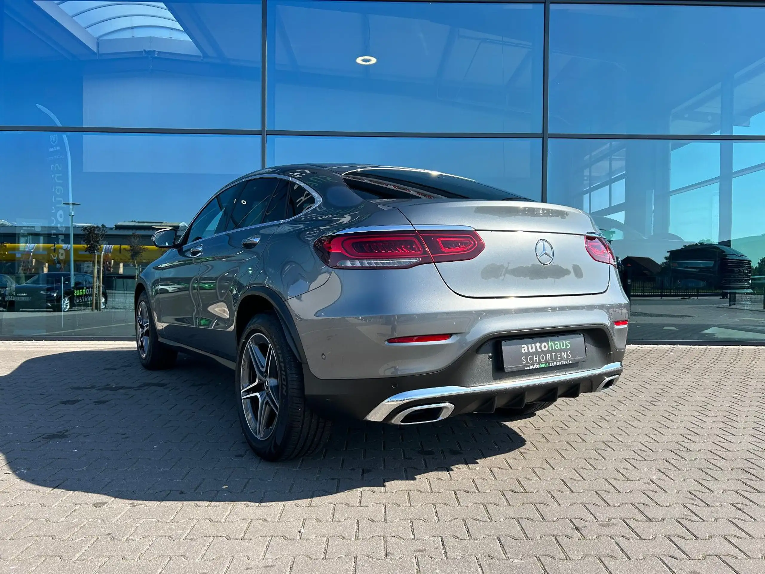 Mercedes-Benz - GLC 300