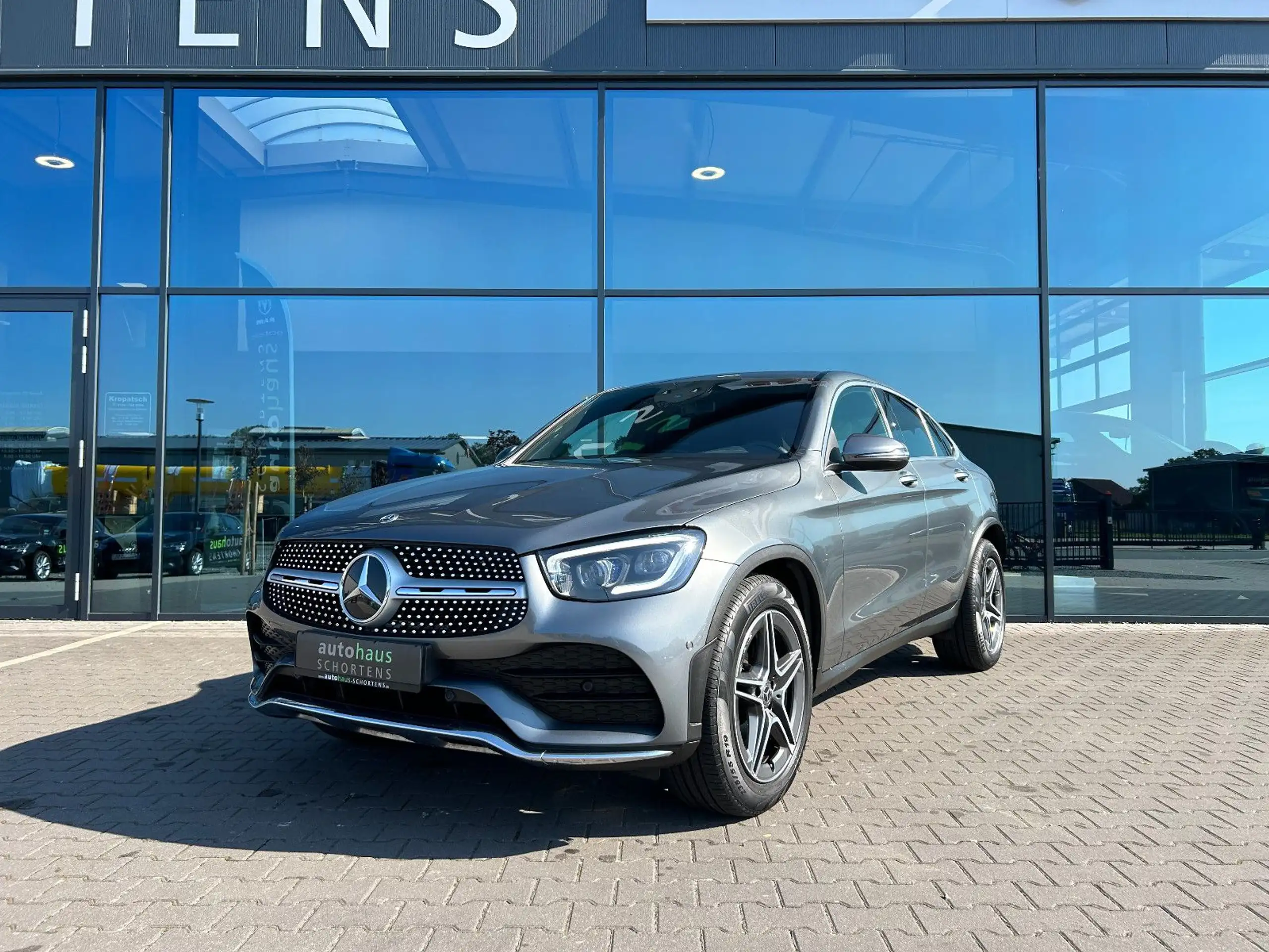 Mercedes-Benz - GLC 300