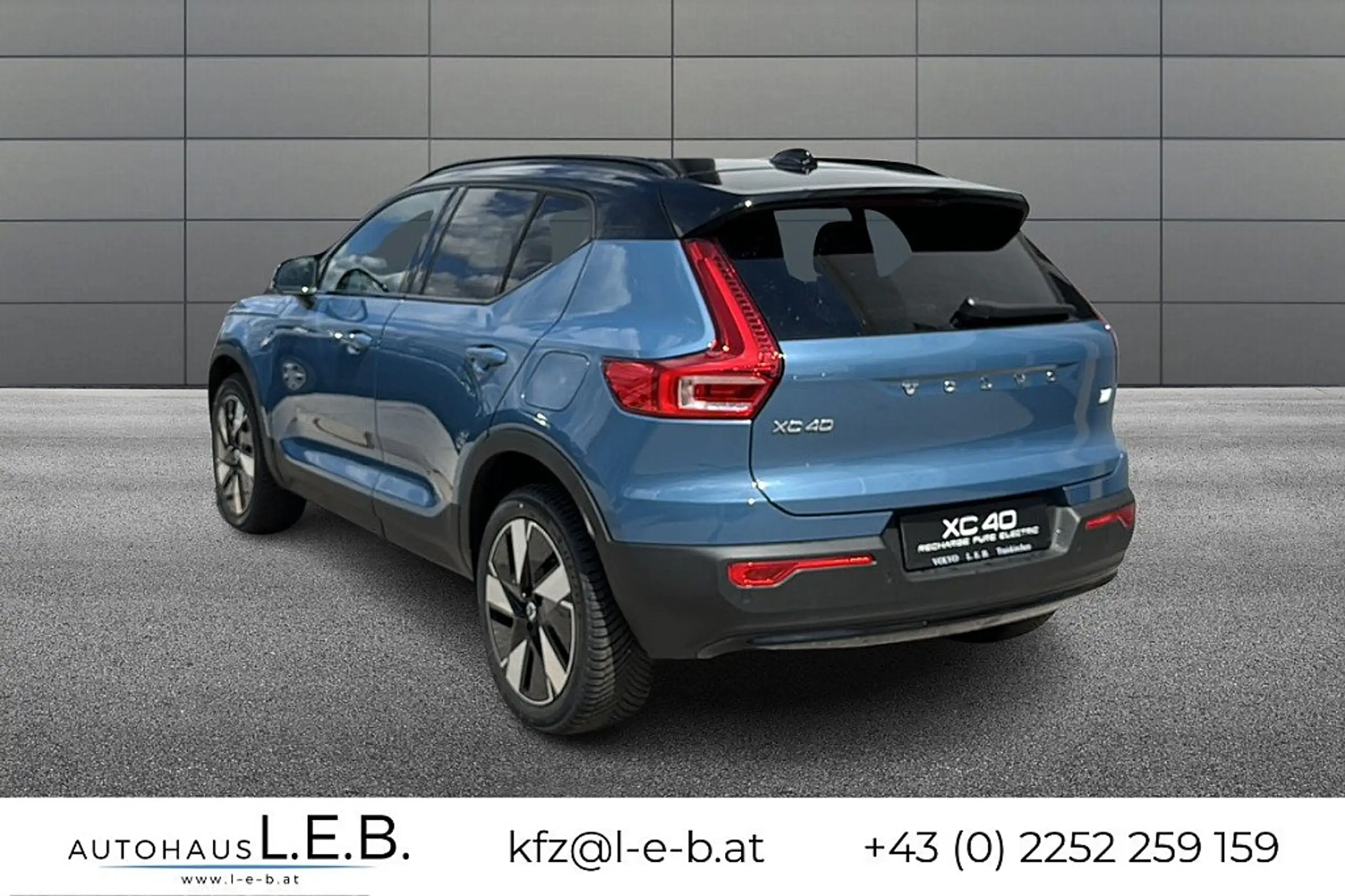 Volvo - XC40