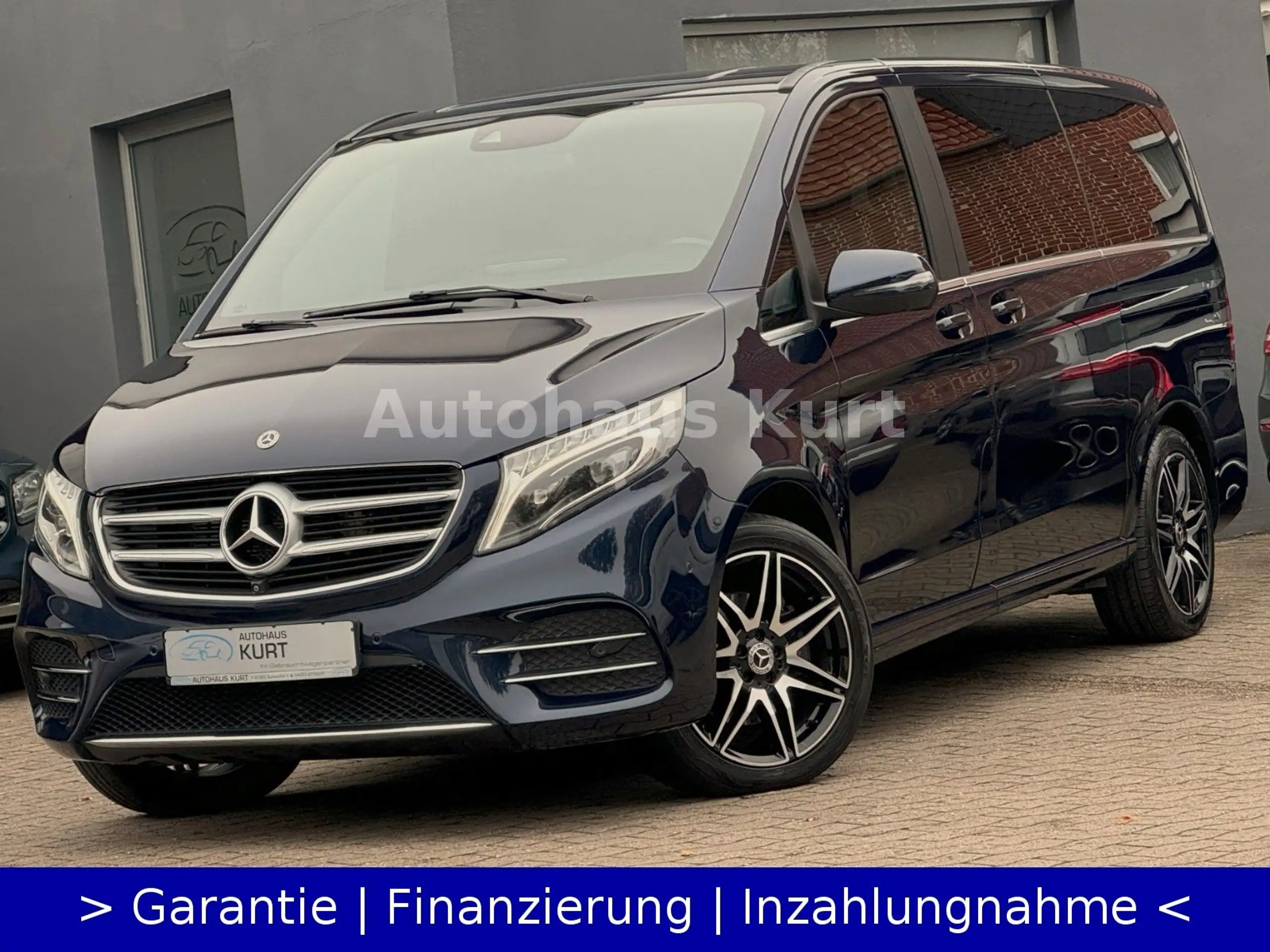 Mercedes-Benz - V 250