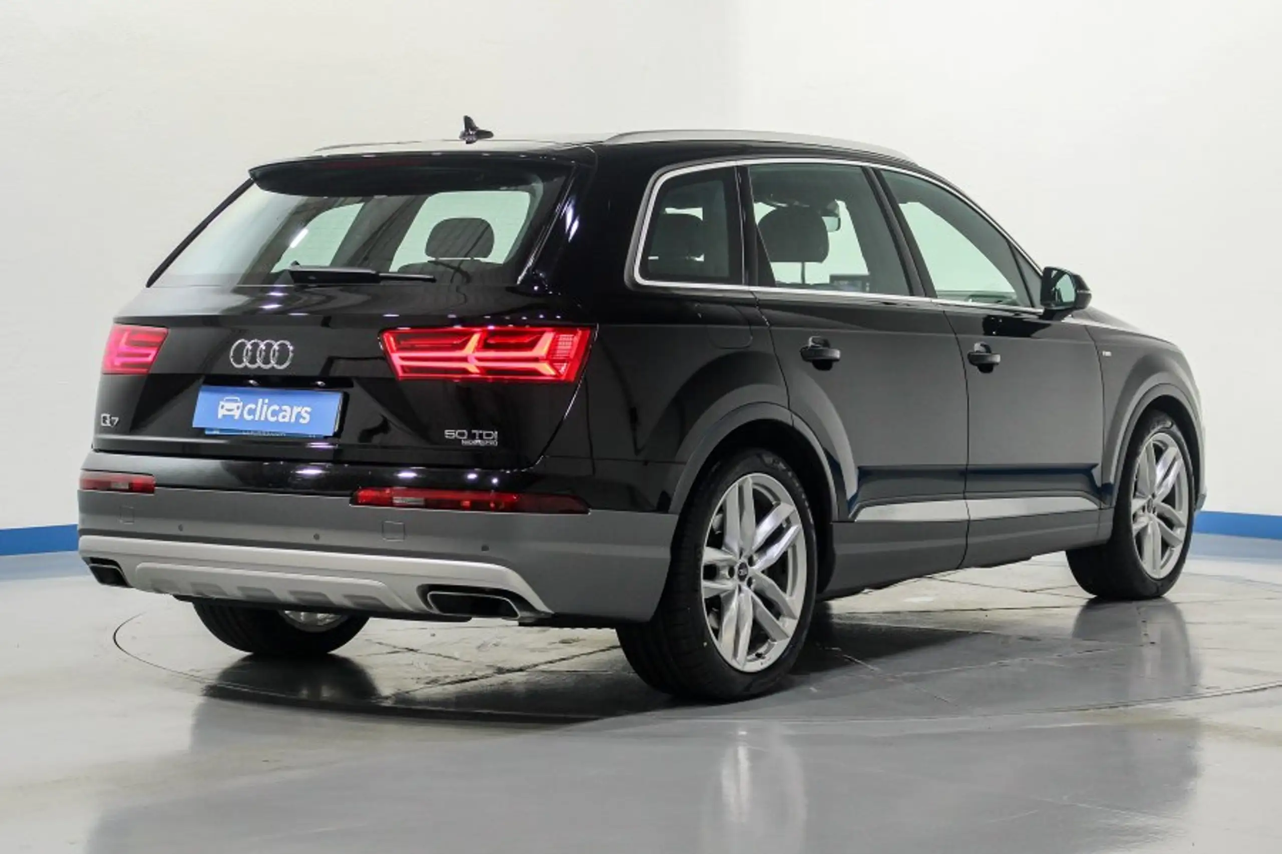 Audi - Q7