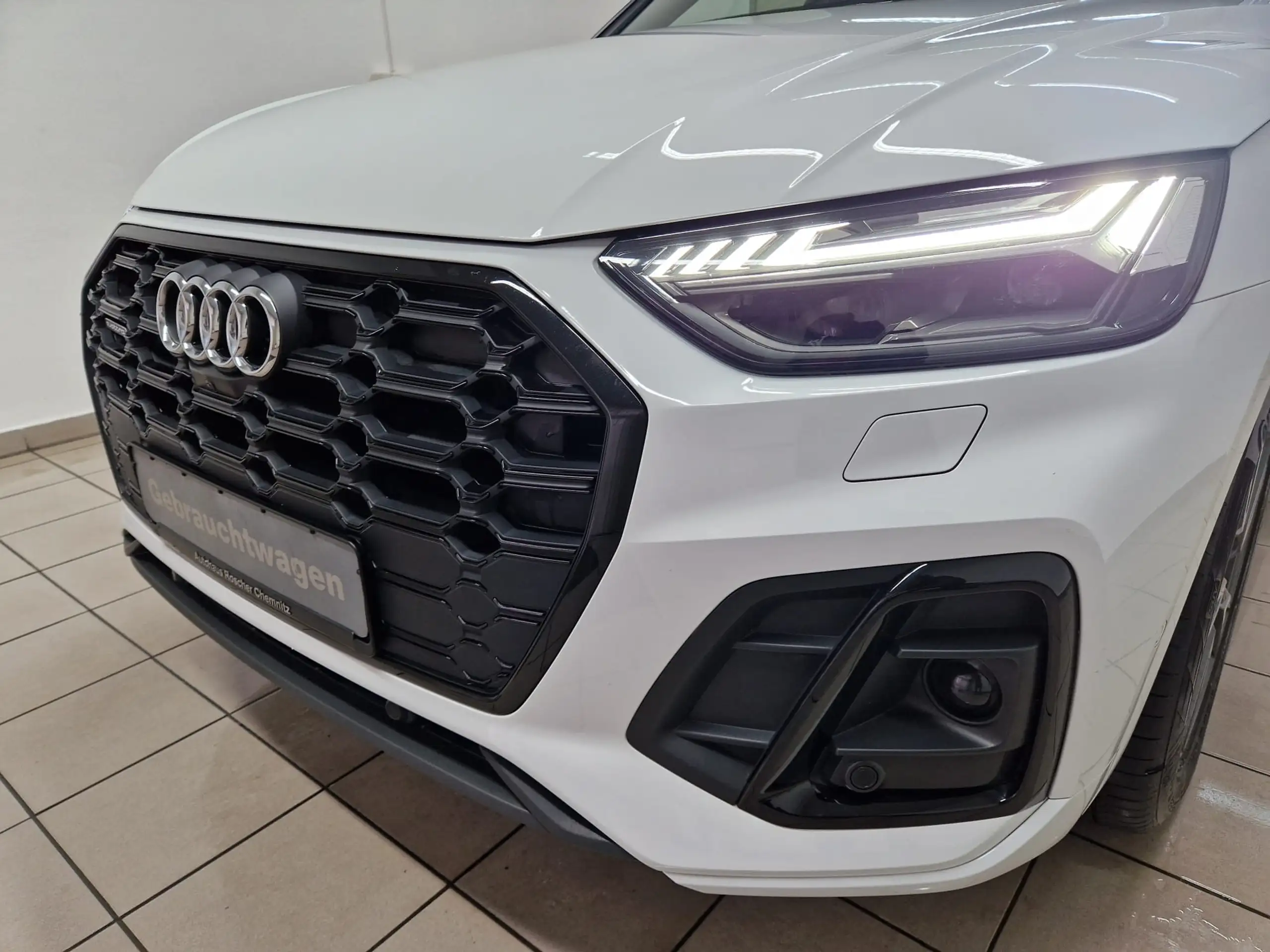 Audi - Q5