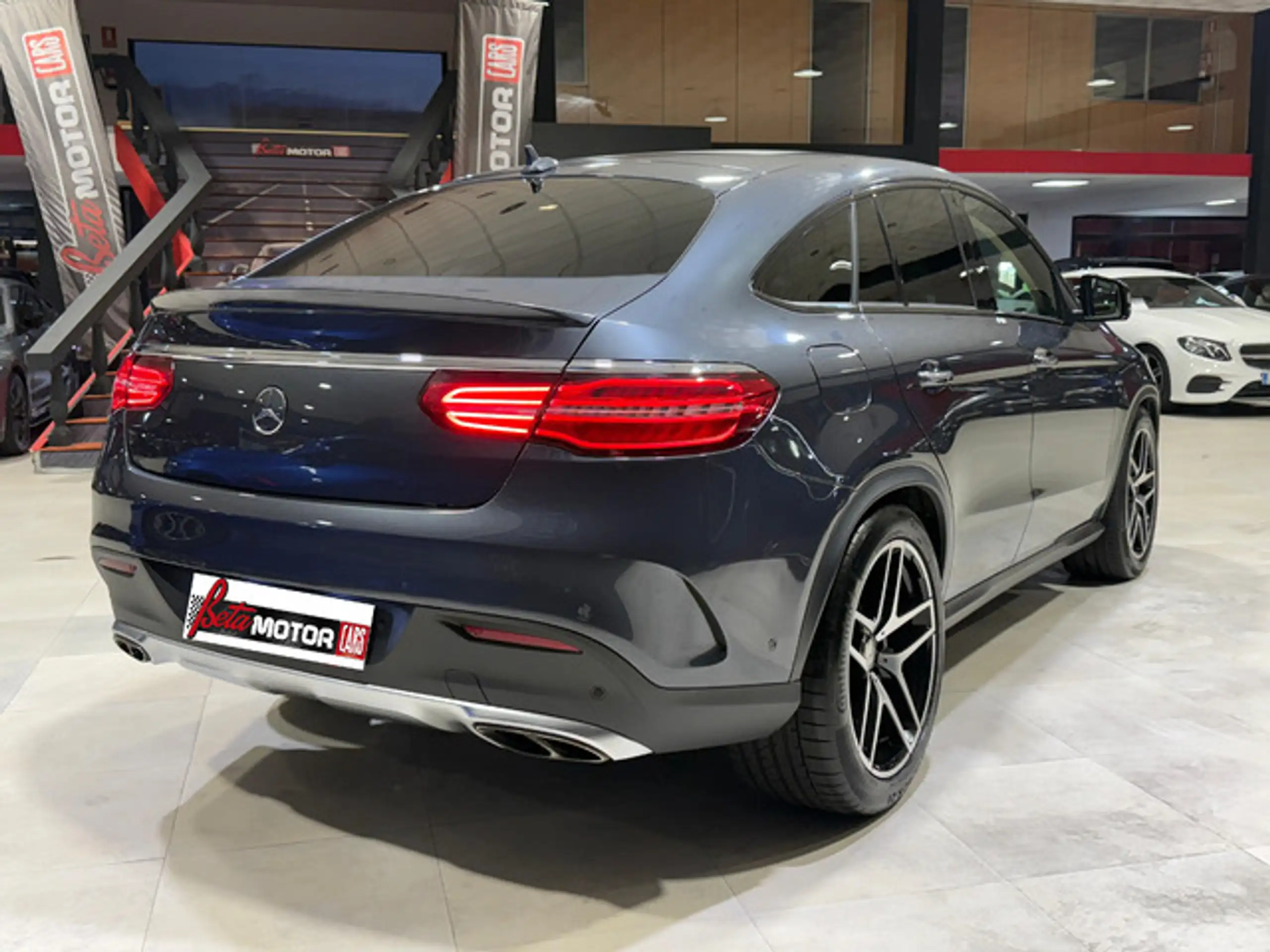 Mercedes-Benz - GLE 450