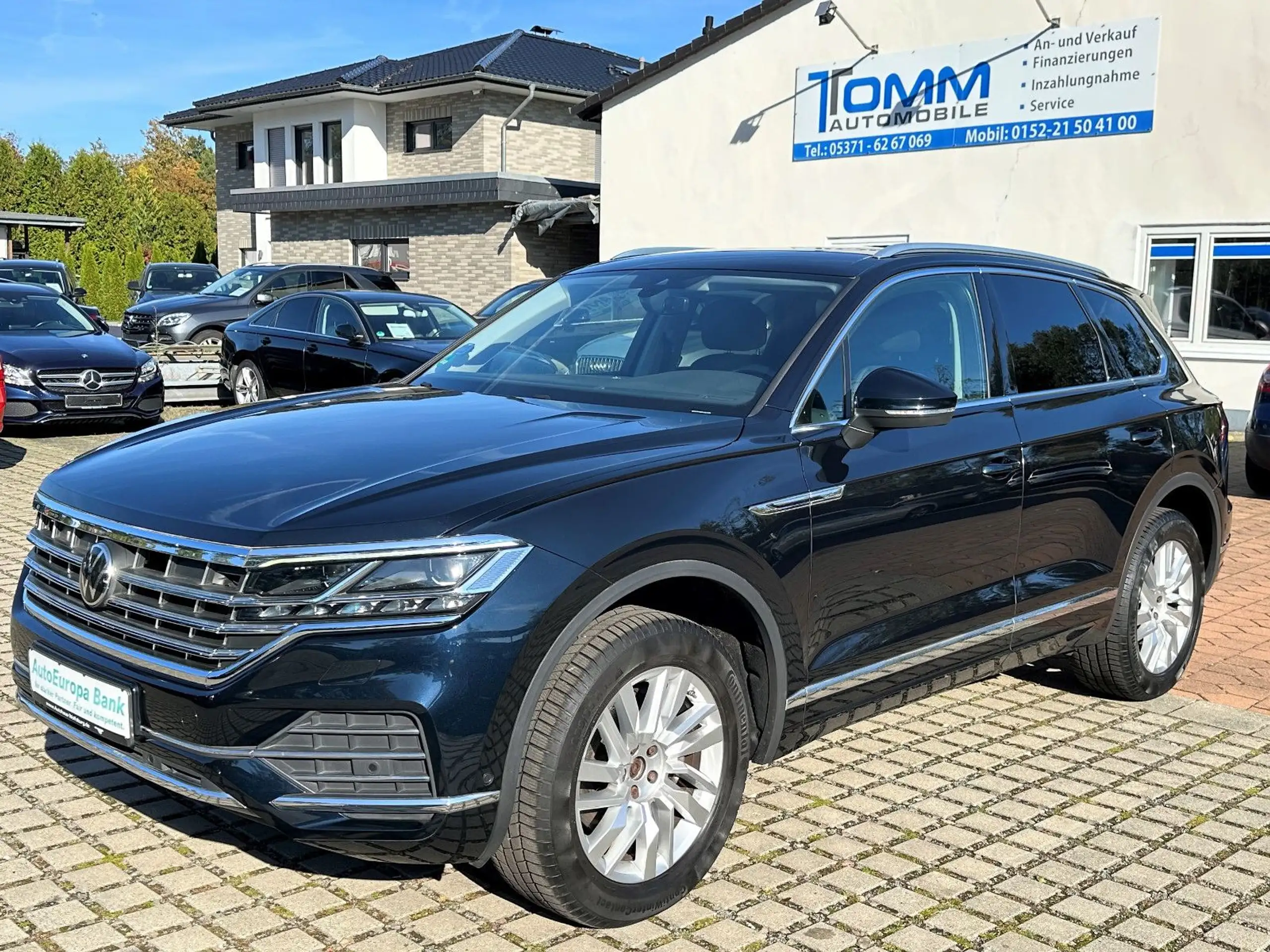 Volkswagen - Touareg