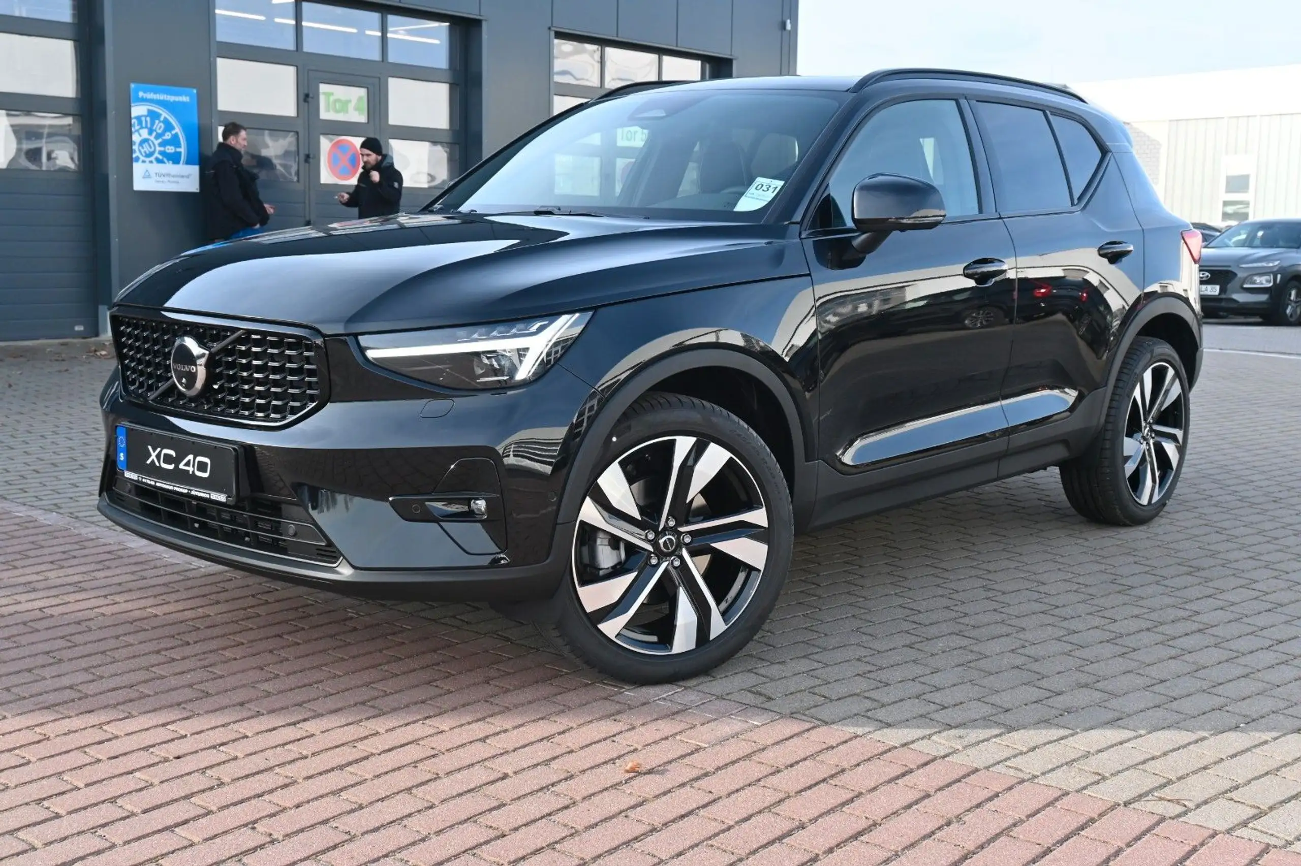 Volvo XC40 2024